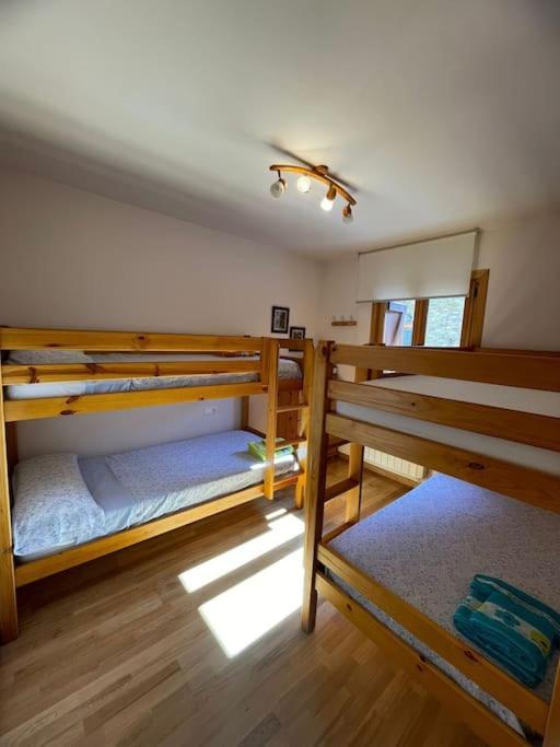 En La Vall Fosca Apartment *