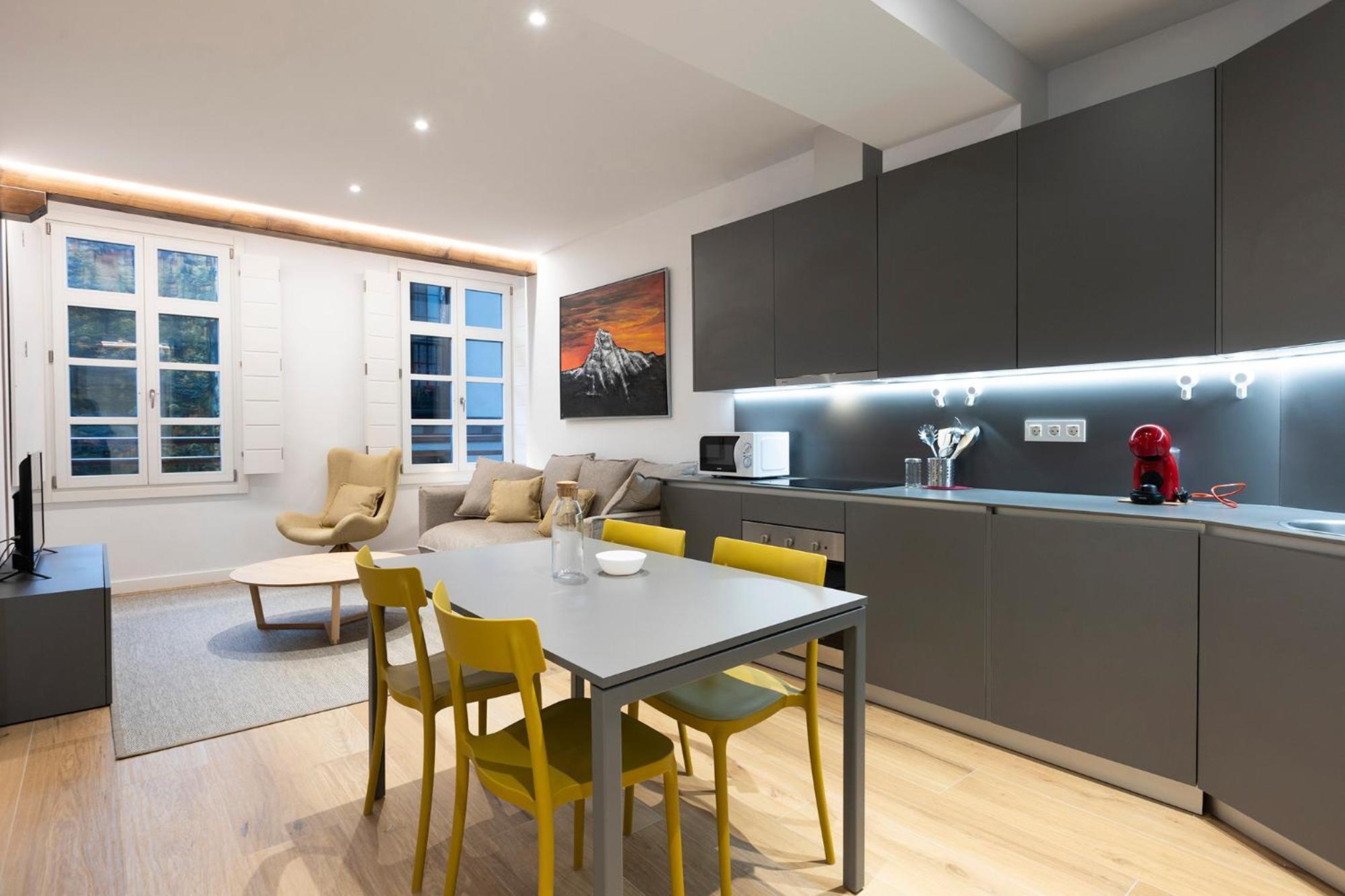 Alde-zahar. Basquenjoy Apartment *