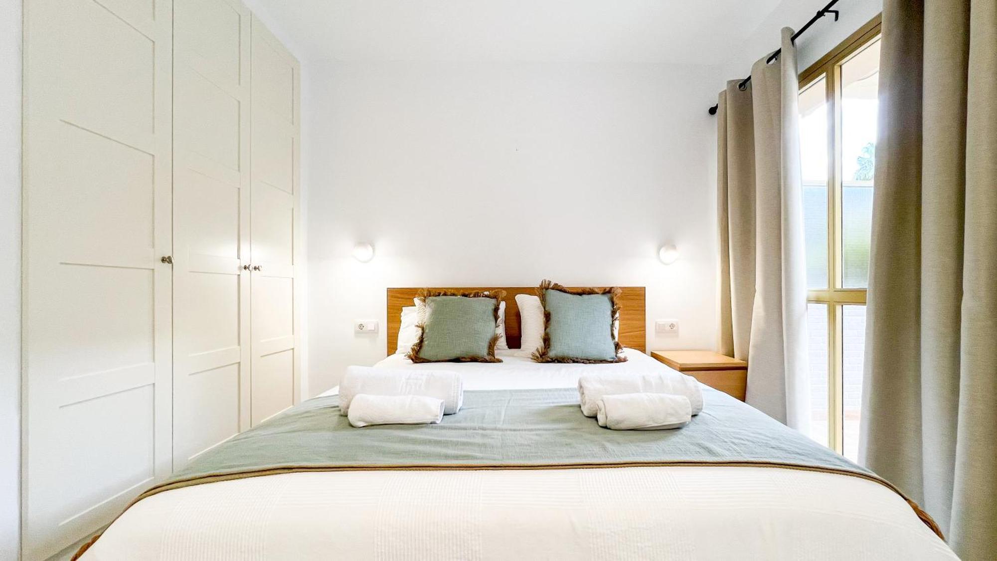 Oleholidays 201 Romana Playa Junto Al Mar Apartment Marbella