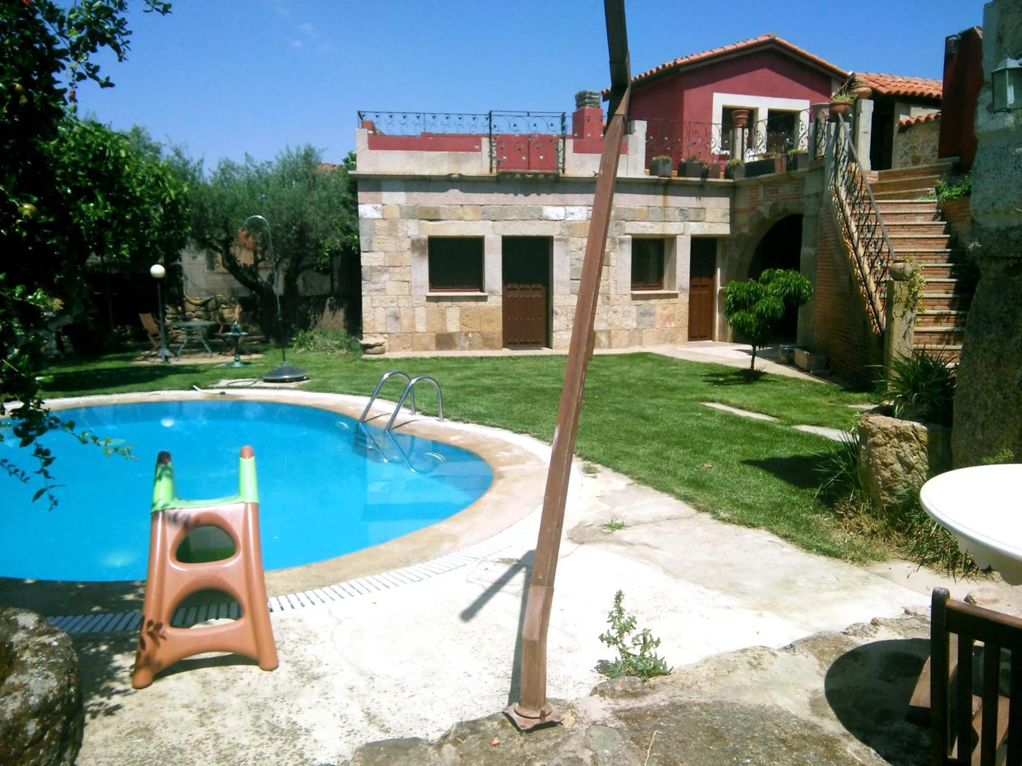 Casa Gibranzos Aparthotel *