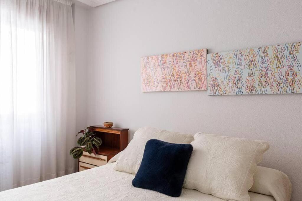 Luminoso Piso Grande Con Garaje En El Centro. Apartamento *