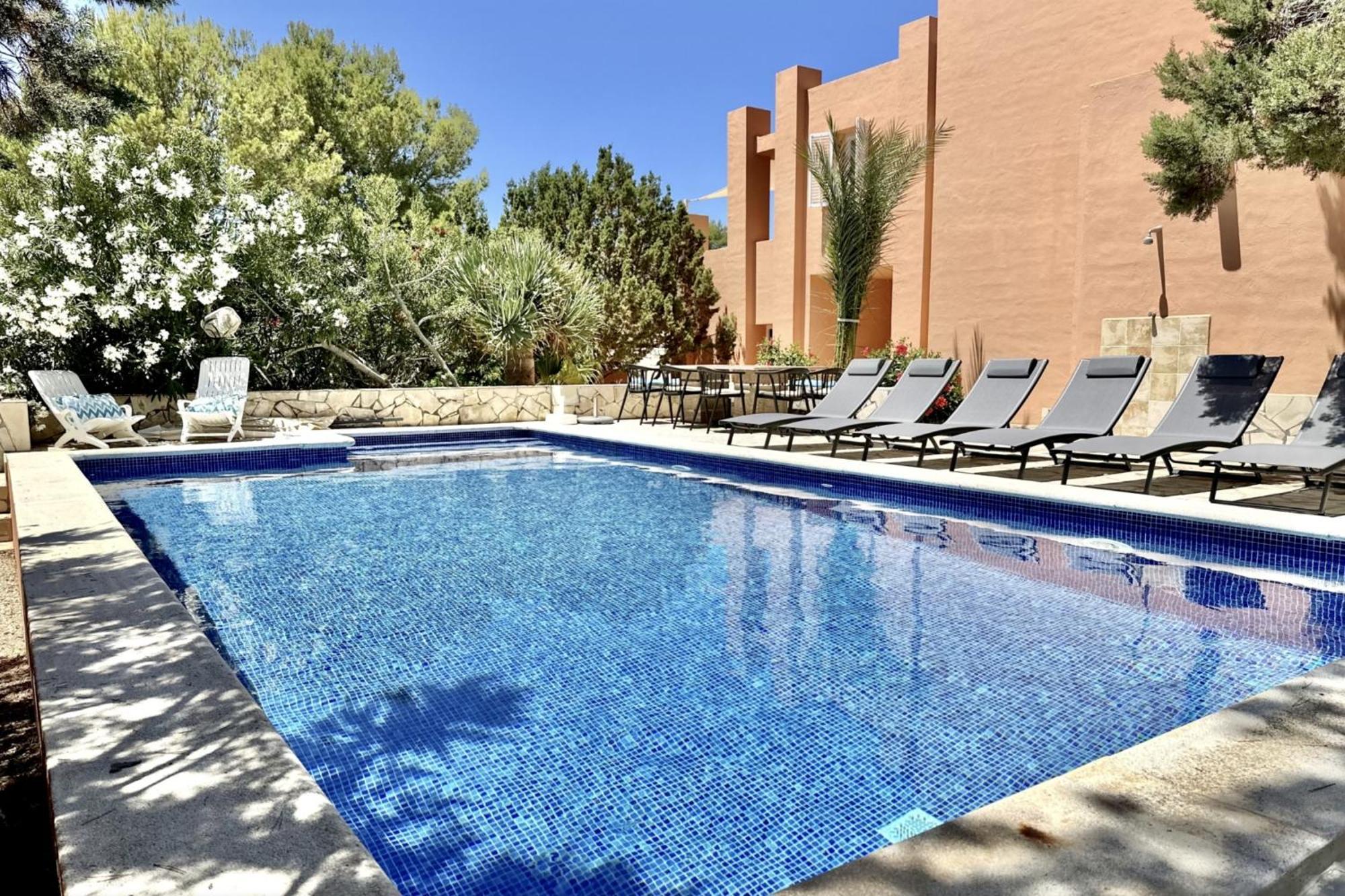 Сasa de vacaciones With Pool Calo Den Real