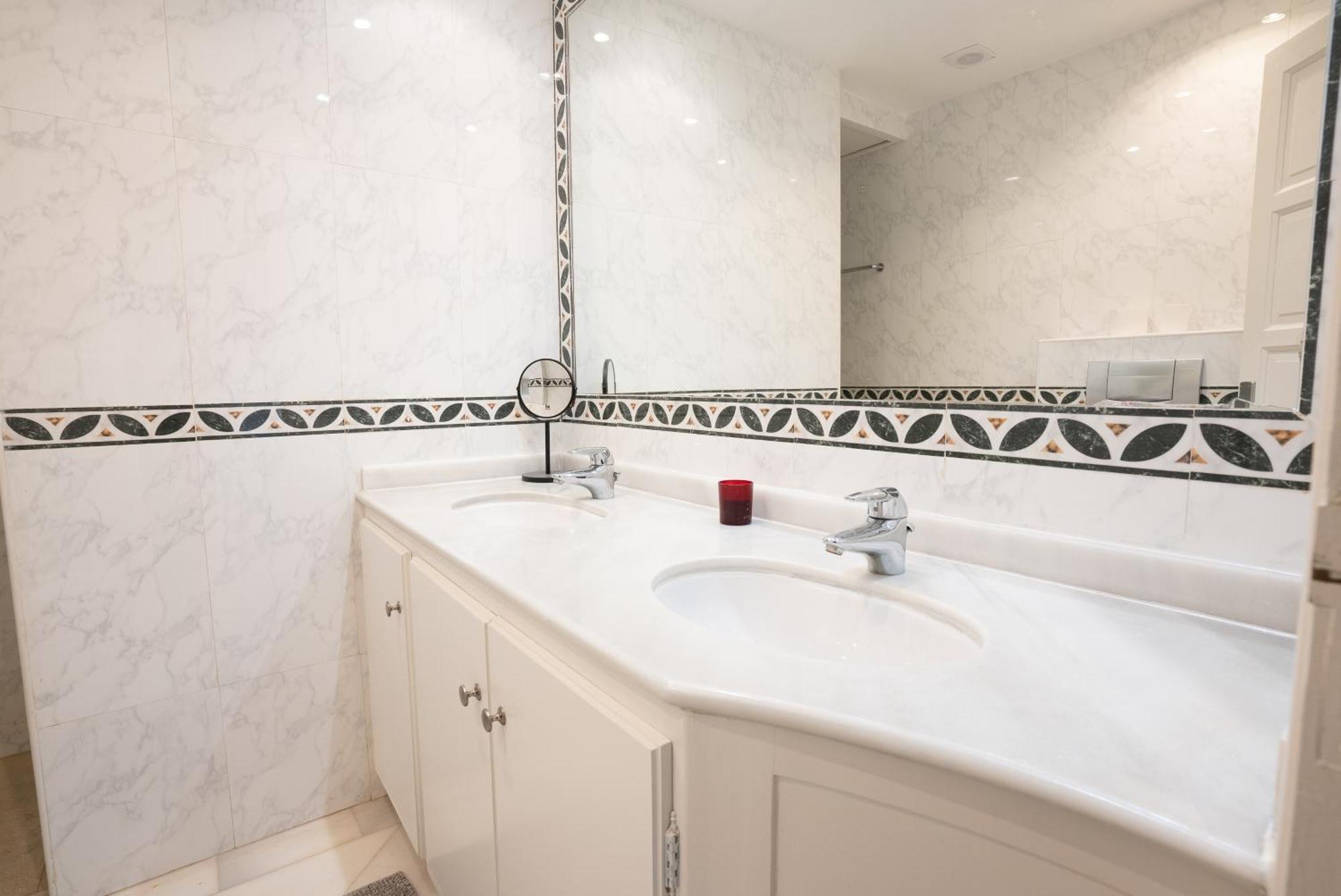 Apartamento First Sea Line Puerto Banus 2 Bedrooms In A Private Residential Complex