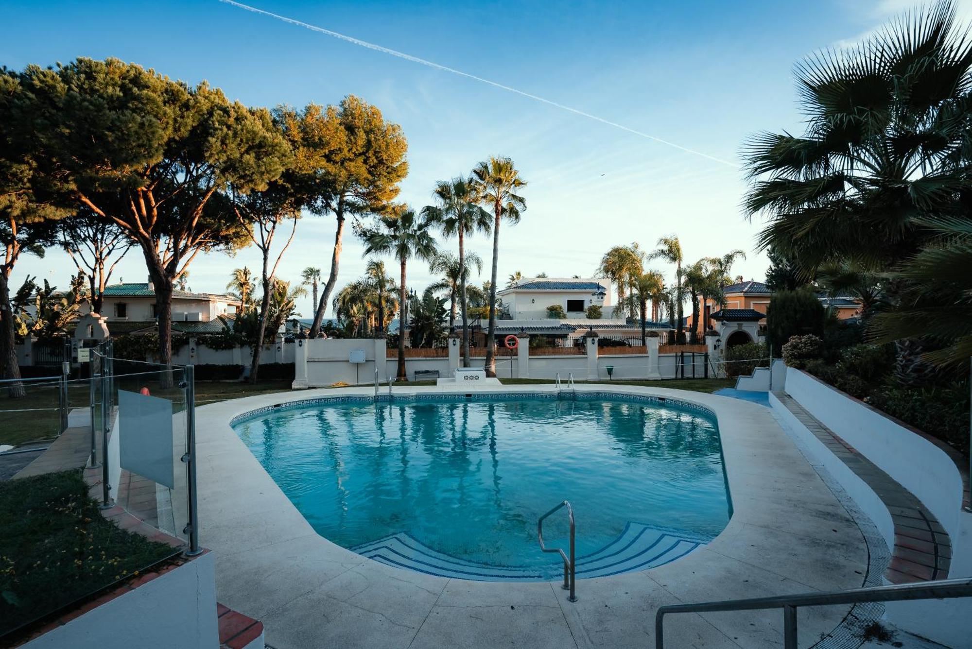 First Sea Line Puerto Banus 2 Bedrooms In A Private Residential Complex Marbella