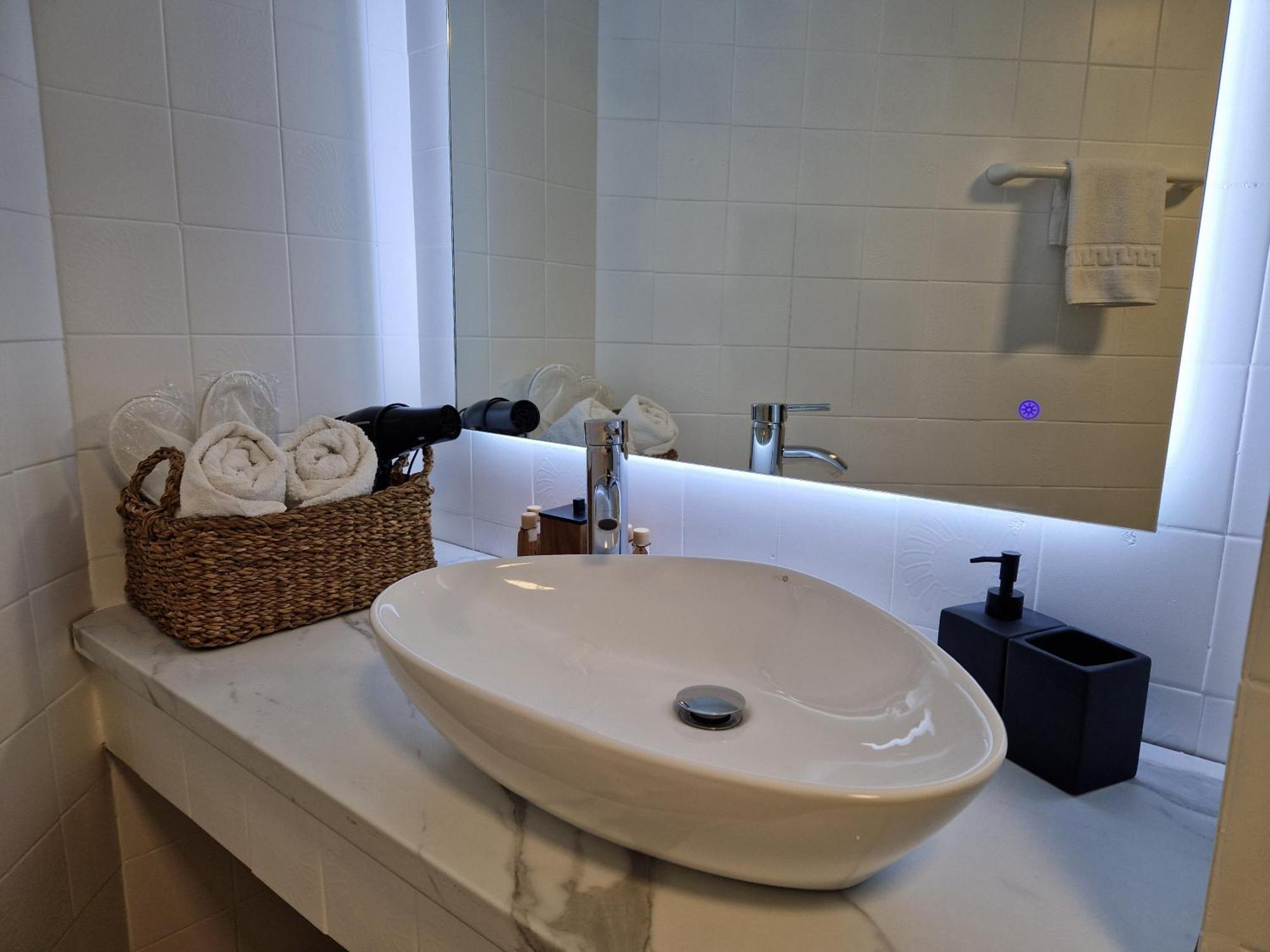 Apartamento Azul - Estudio Con Vistas Al Mar, Piscina Y Acceso Directo A La Playa By Redi *