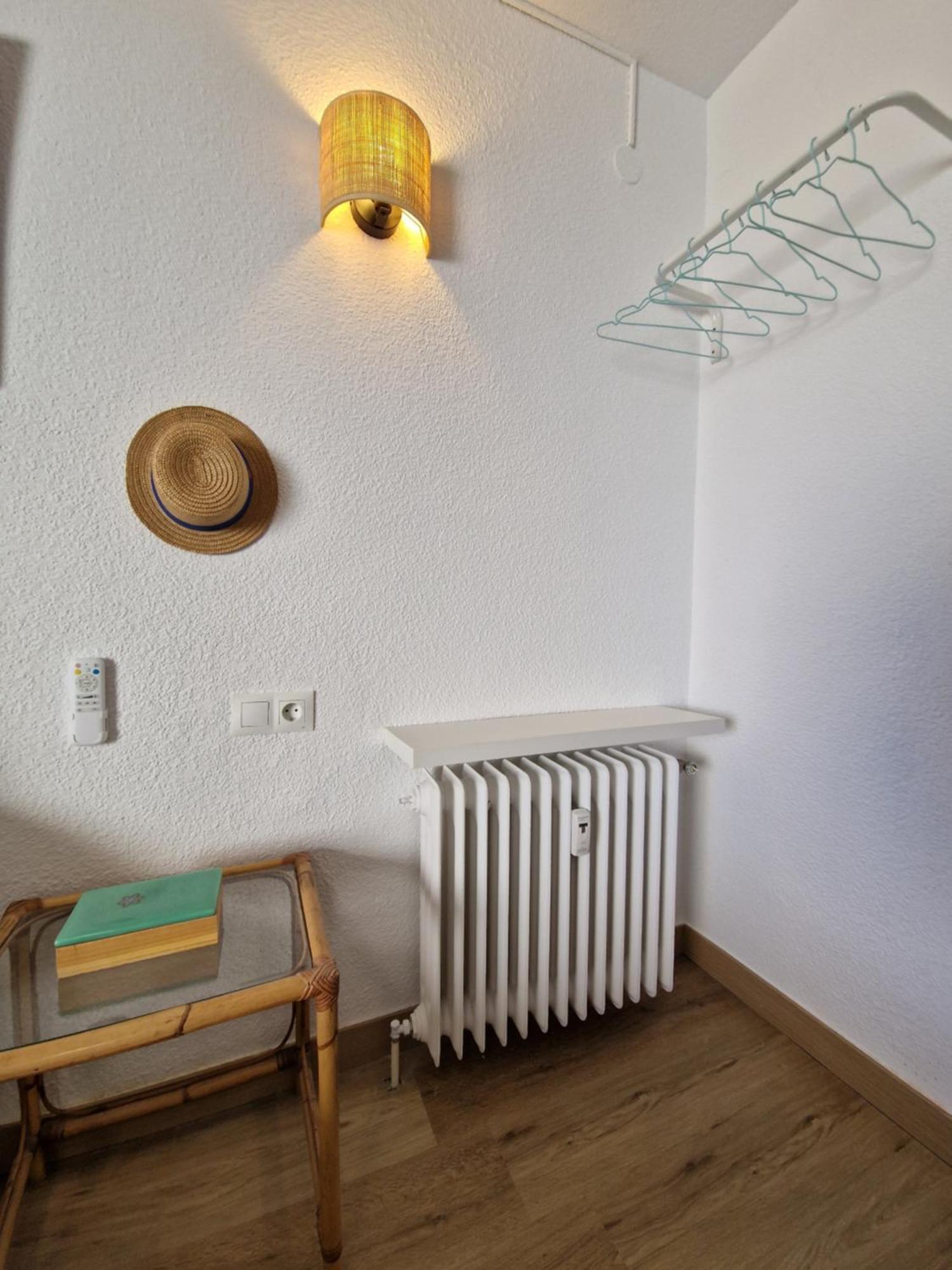 Apartamento Azul - Estudio Con Vistas Al Mar, Piscina Y Acceso Directo A La Playa By Redi