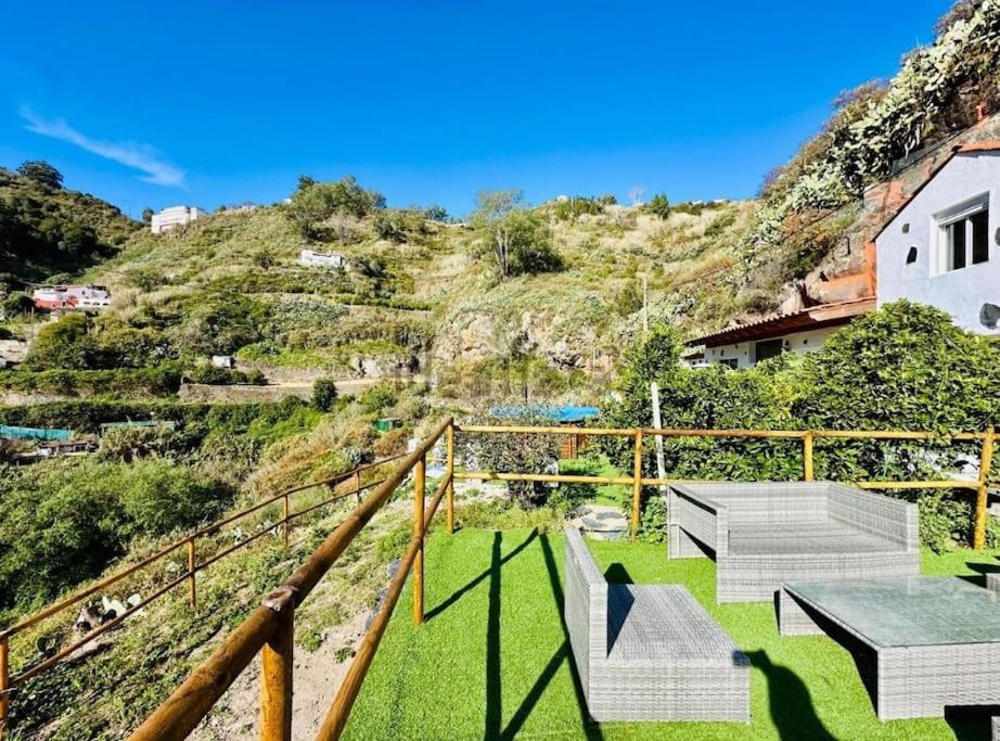 Casa Cueva Las Rosadas & Piscina Holiday home *