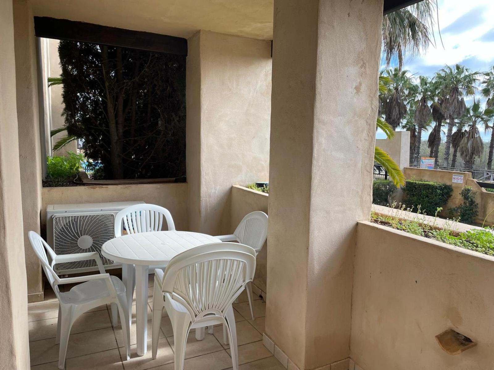 Urbanizacion Jardines De Planta Baja By Sit *