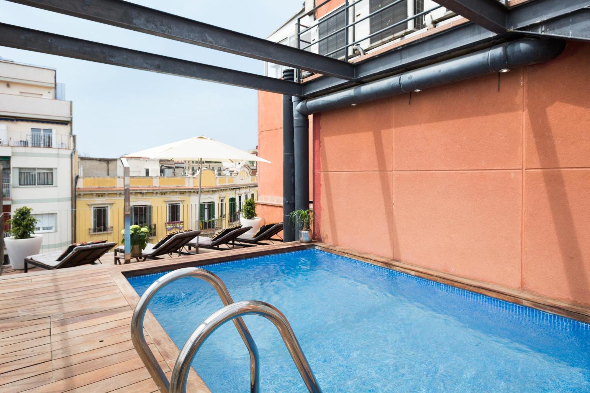 Apartment My Space Emirates - Fully Equipped Near The With Shared Pool *