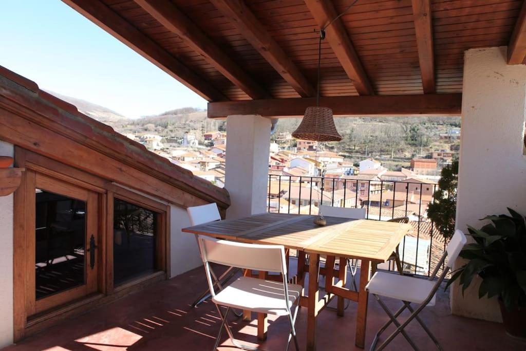 La Casa De Pajaritas *