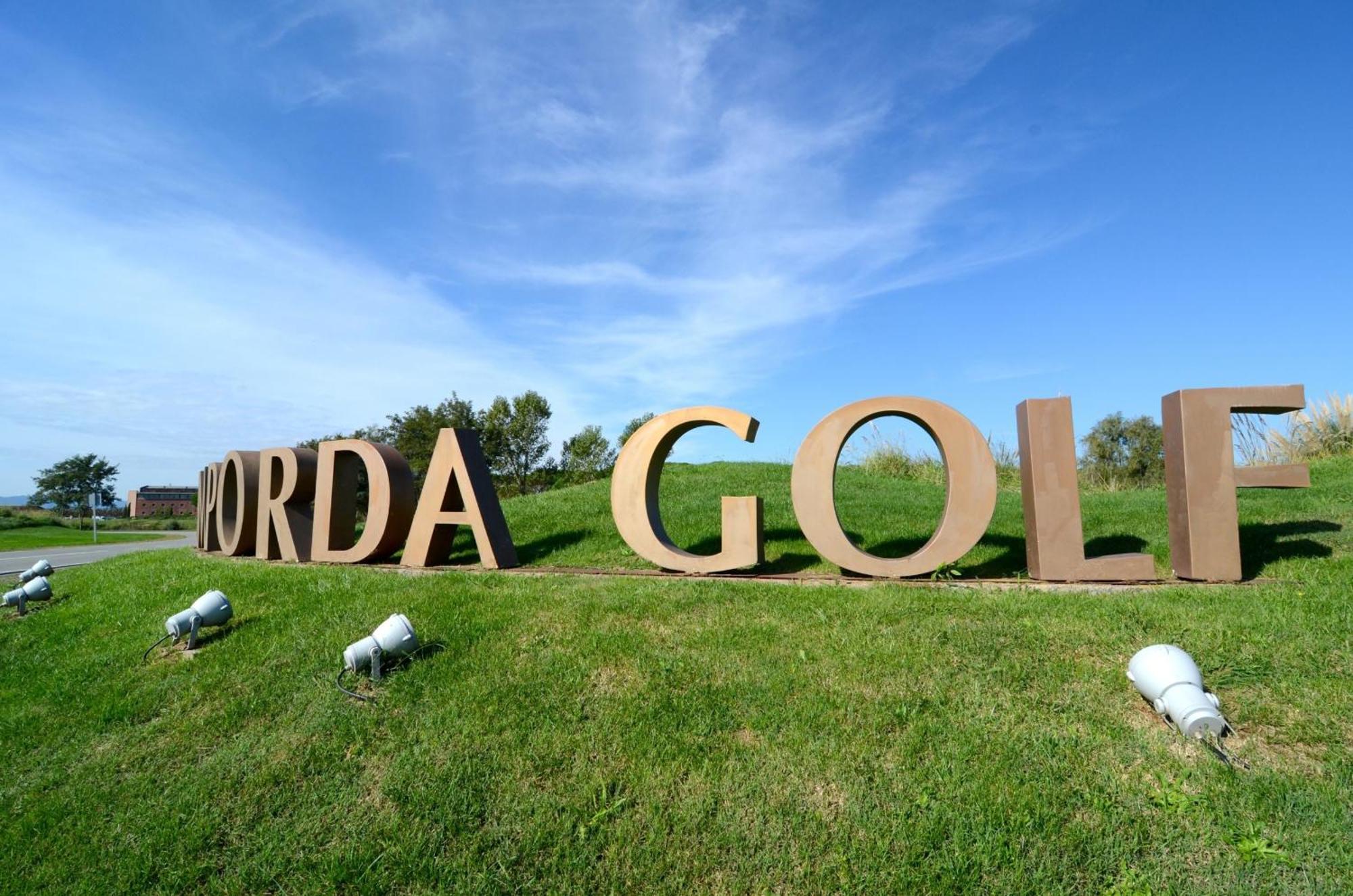 Emporda Golf 28 2-1 *
