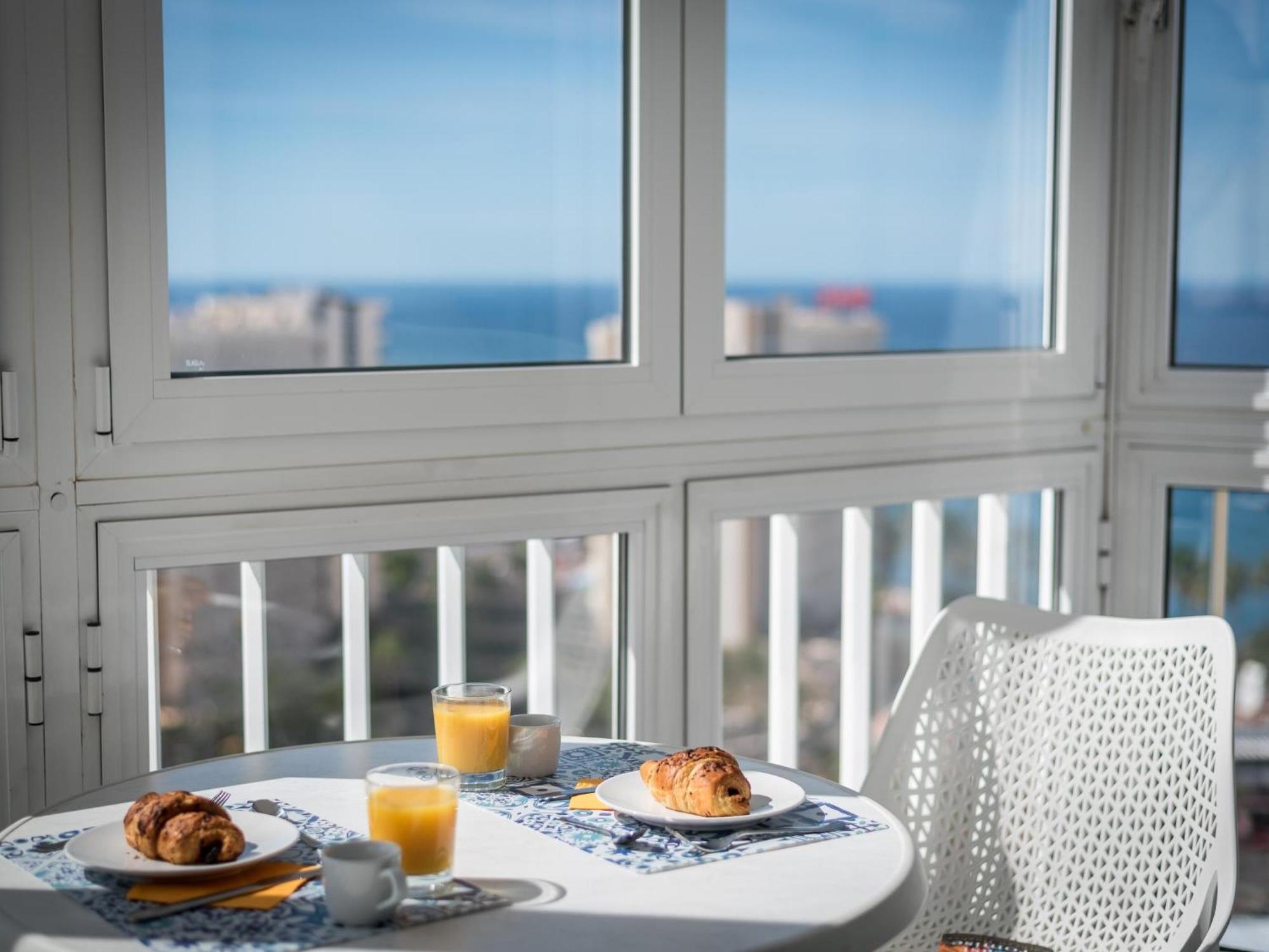 10d. Enchanting In Americas Apartment