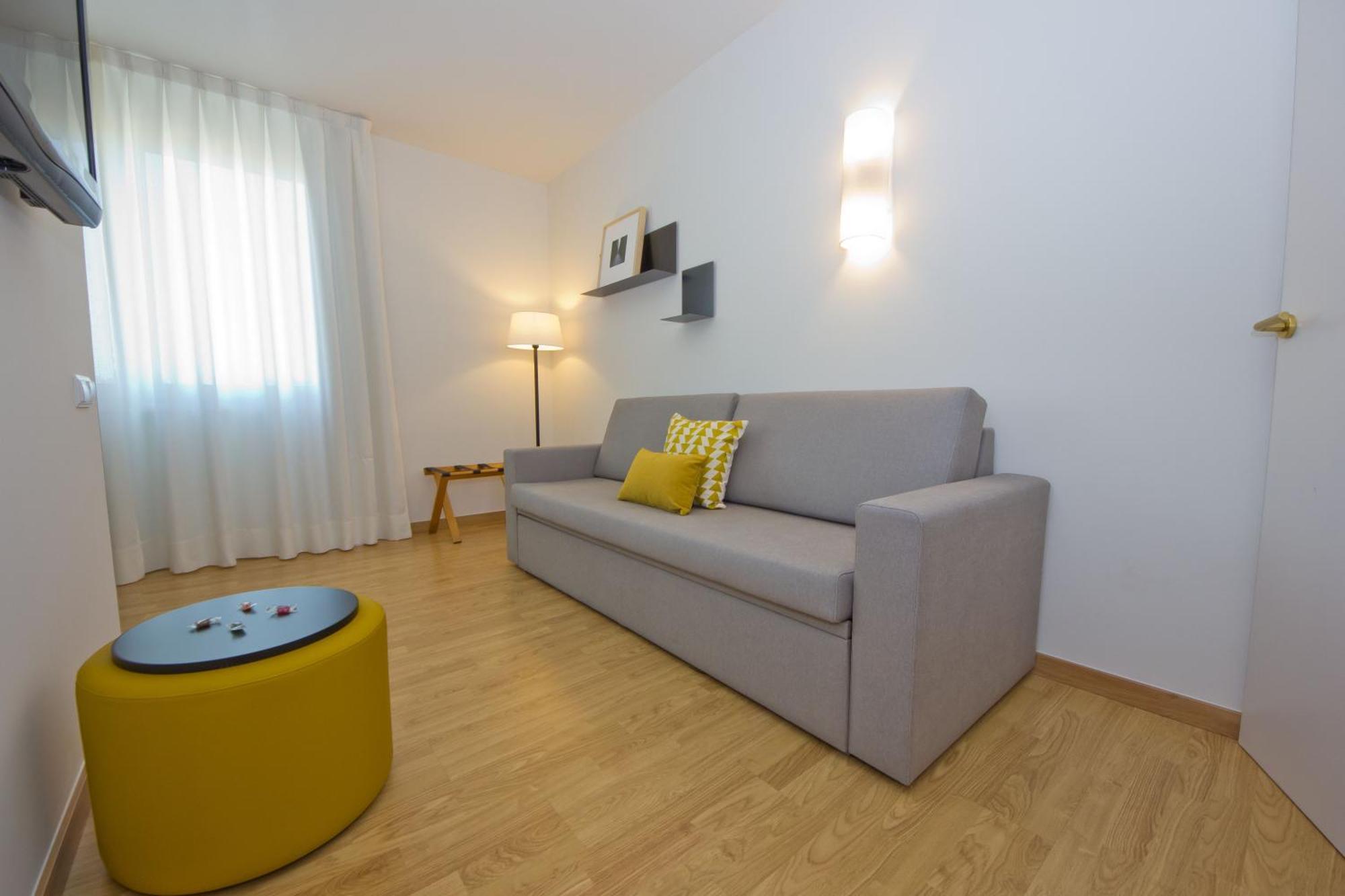 Hotel Atenea Valles 4*