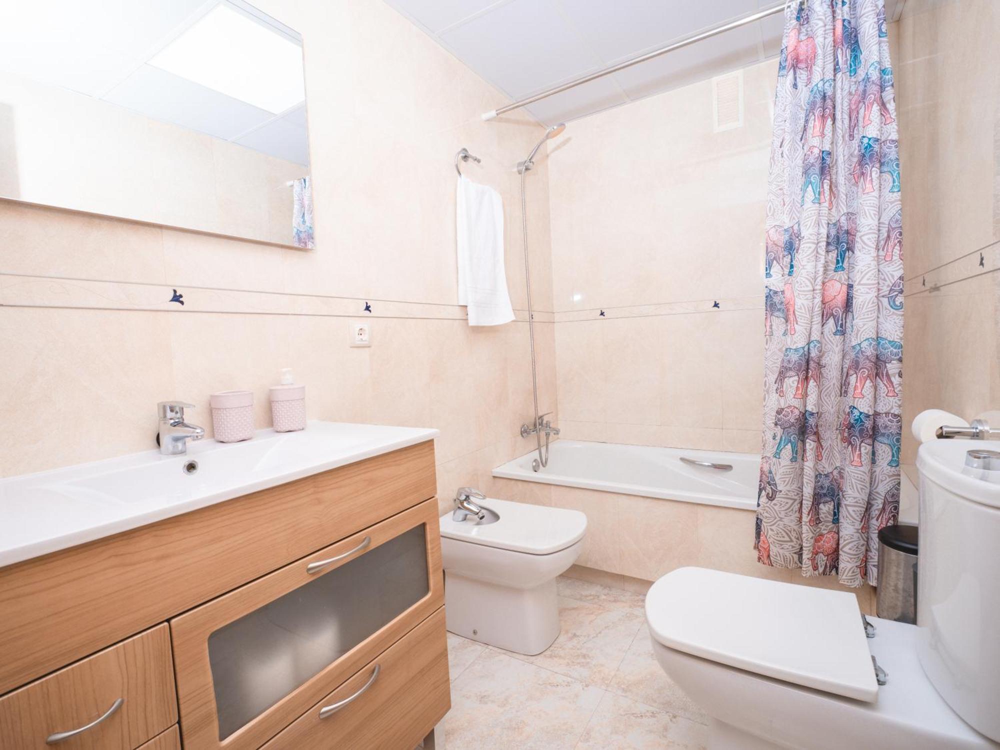 ¡frente Al Mar + Garaje Y Wifi! Apartamento *