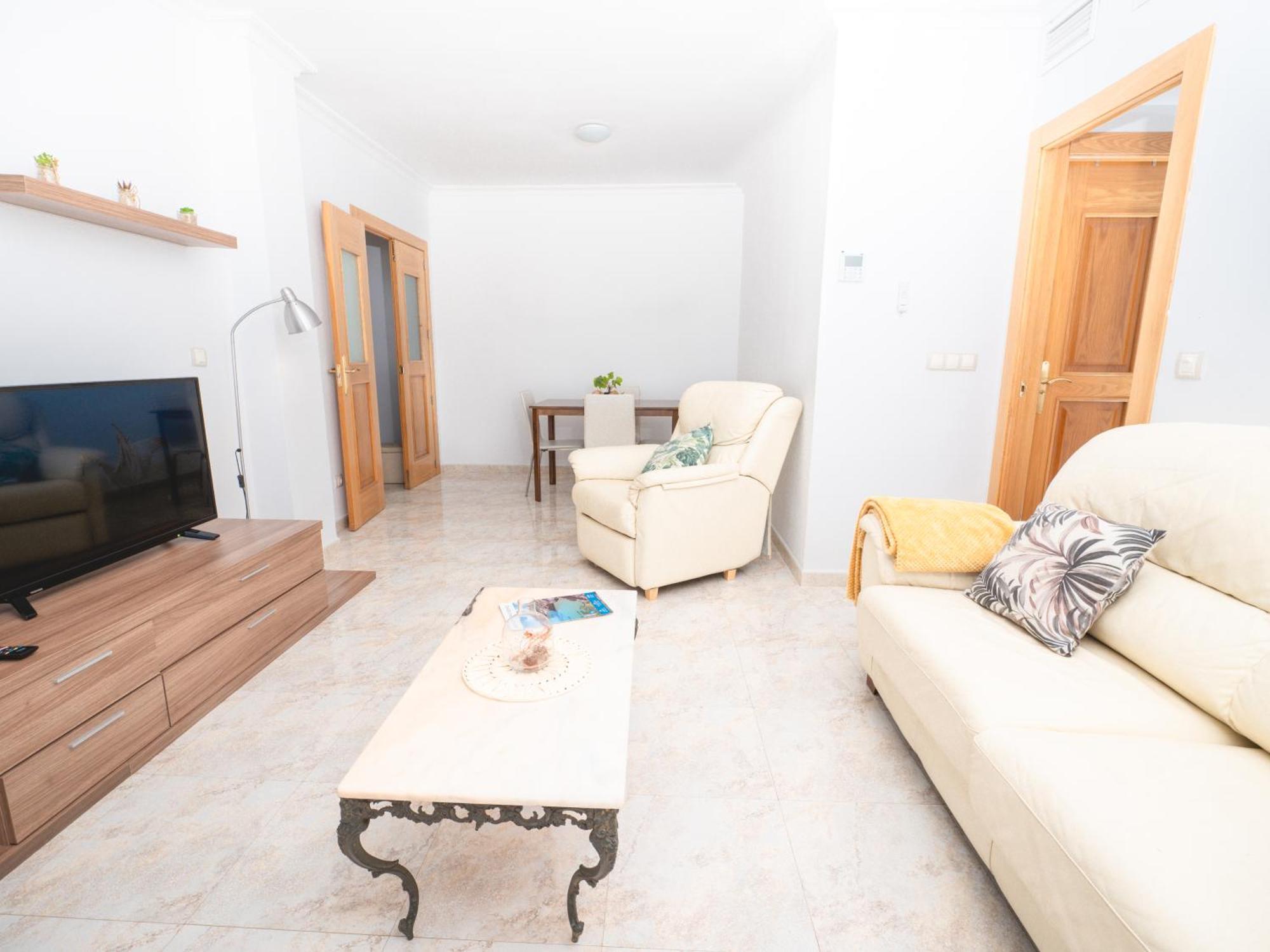 ¡frente Al Mar + Garaje Y Wifi! Apartamento