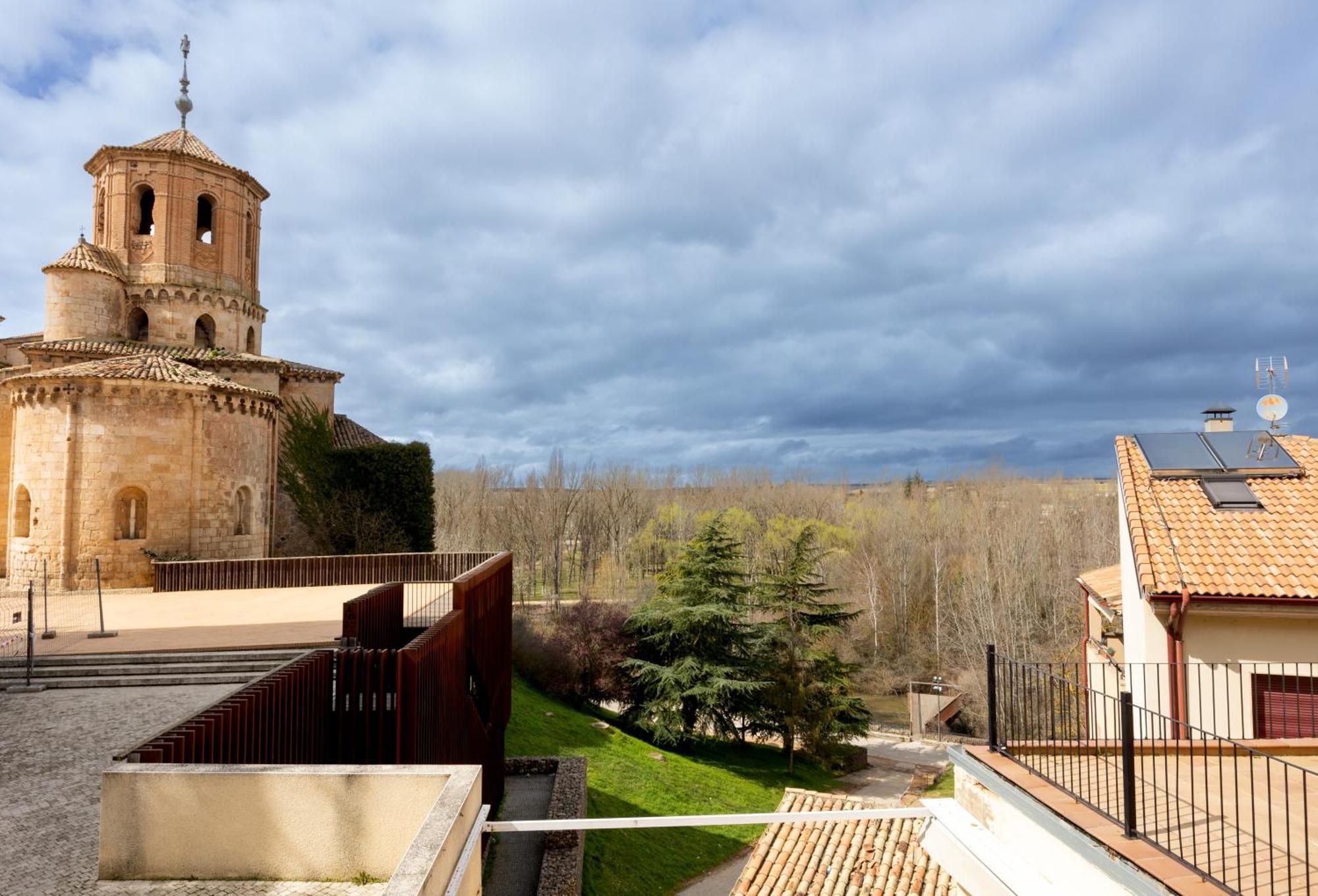 Sin Recep24h Puerta De La - Pet Friendly & Restaurante