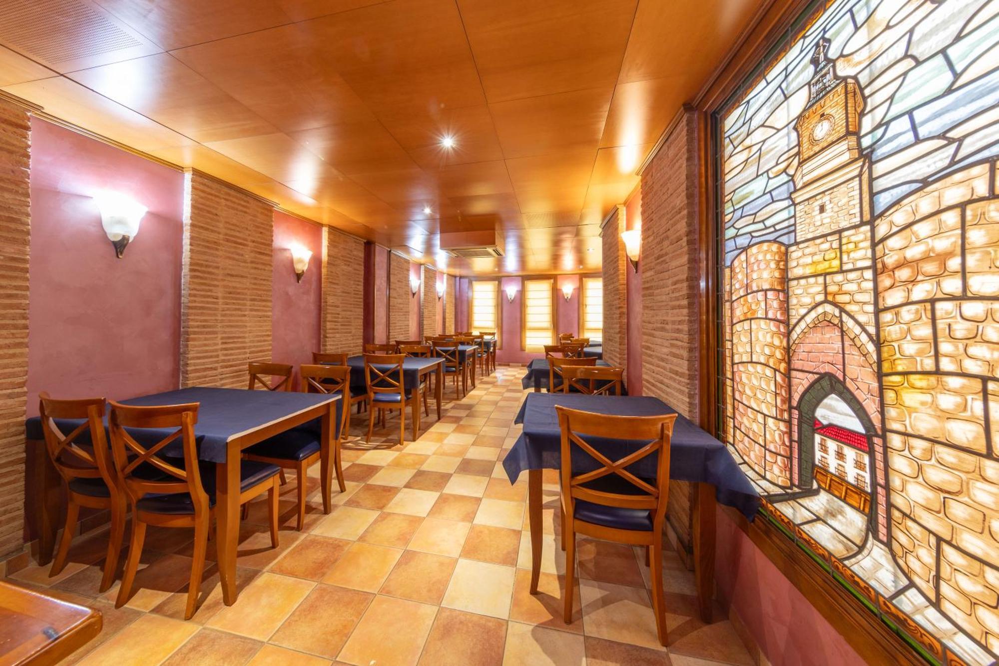 Sin Recep24h Puerta De La - Pet Friendly & Restaurante Pensión *