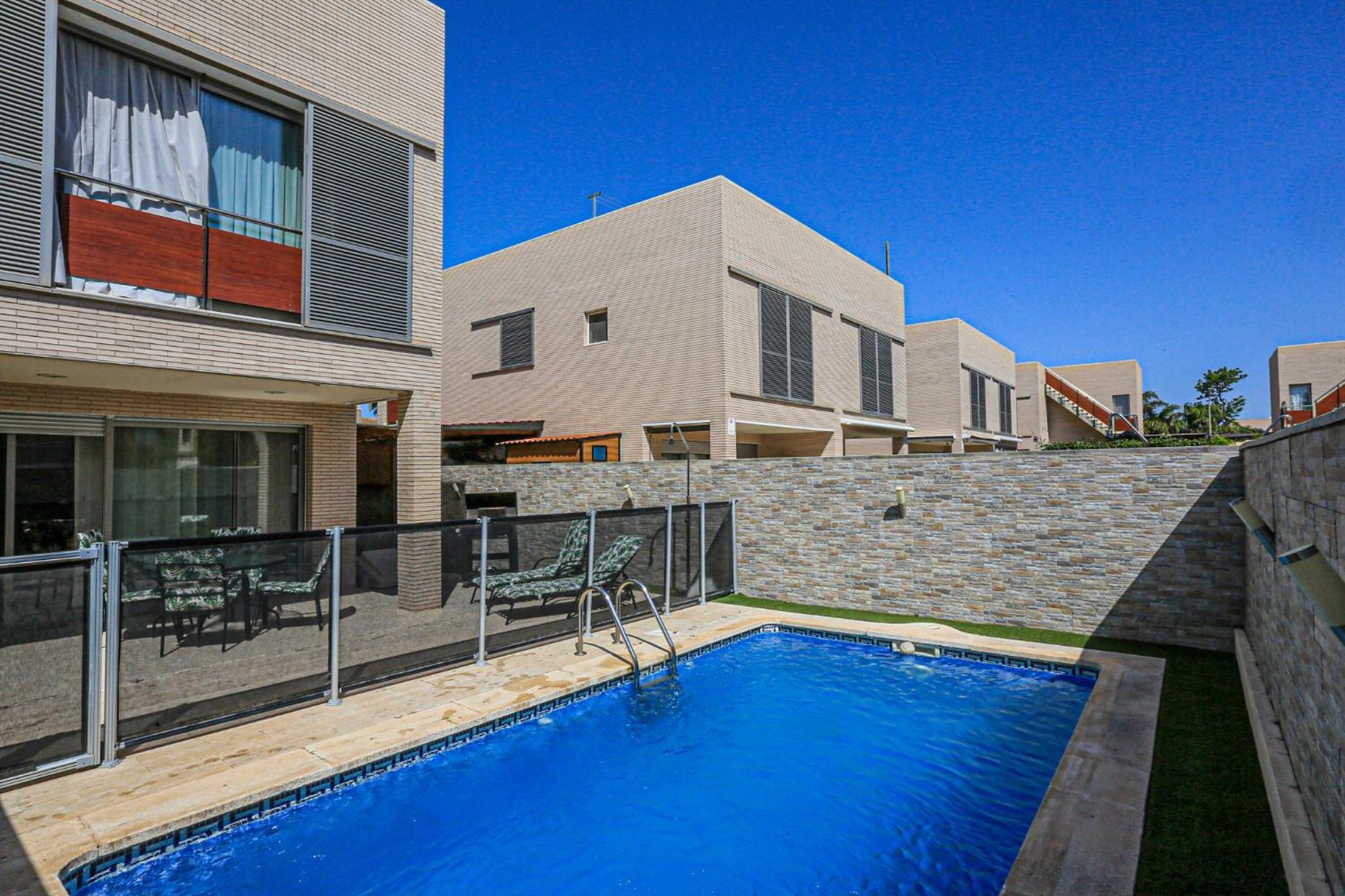 Mas Den Reig Only Families Villa