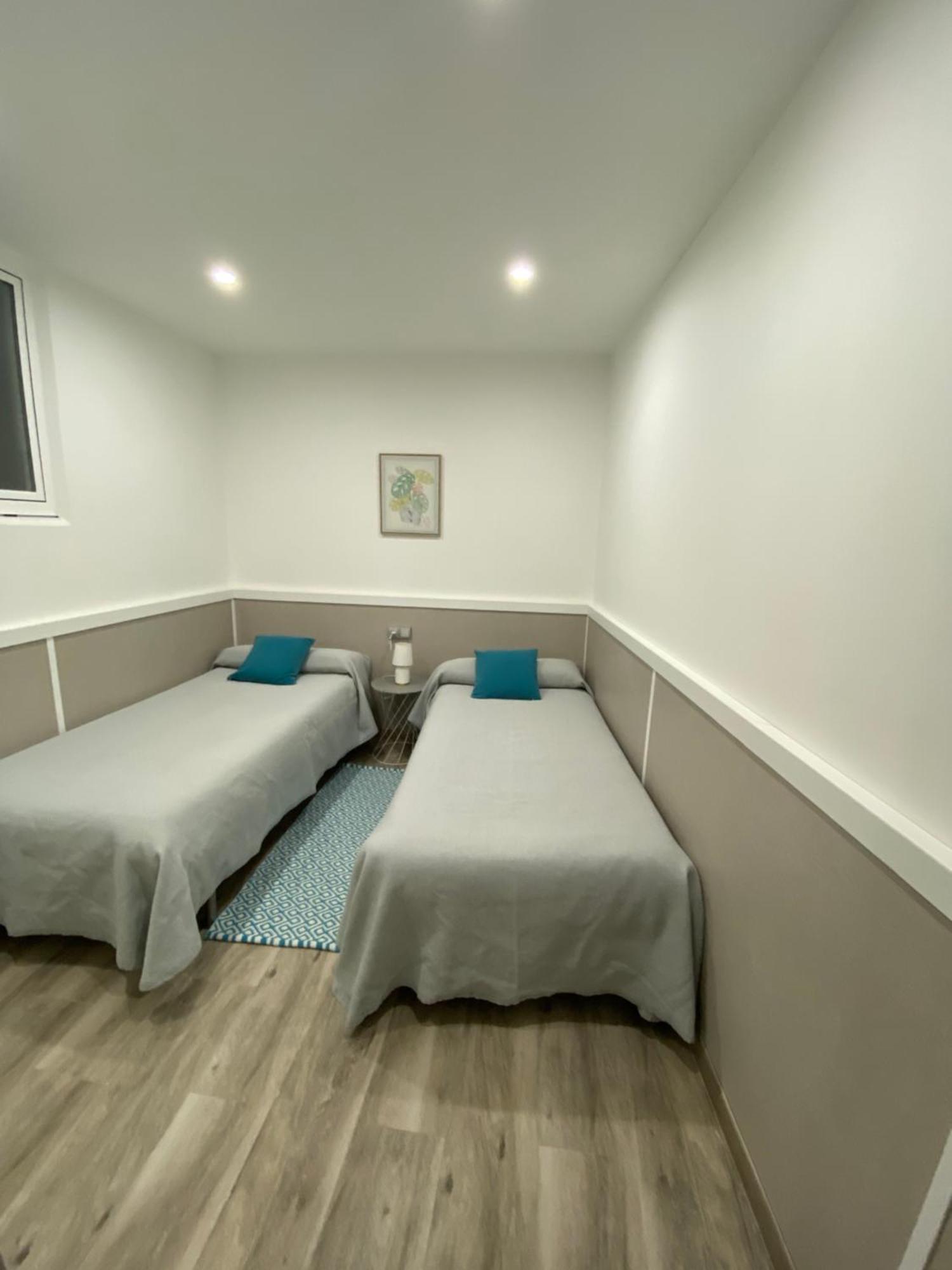 Casa En Primeria Linea De Playa Holiday home Raxo