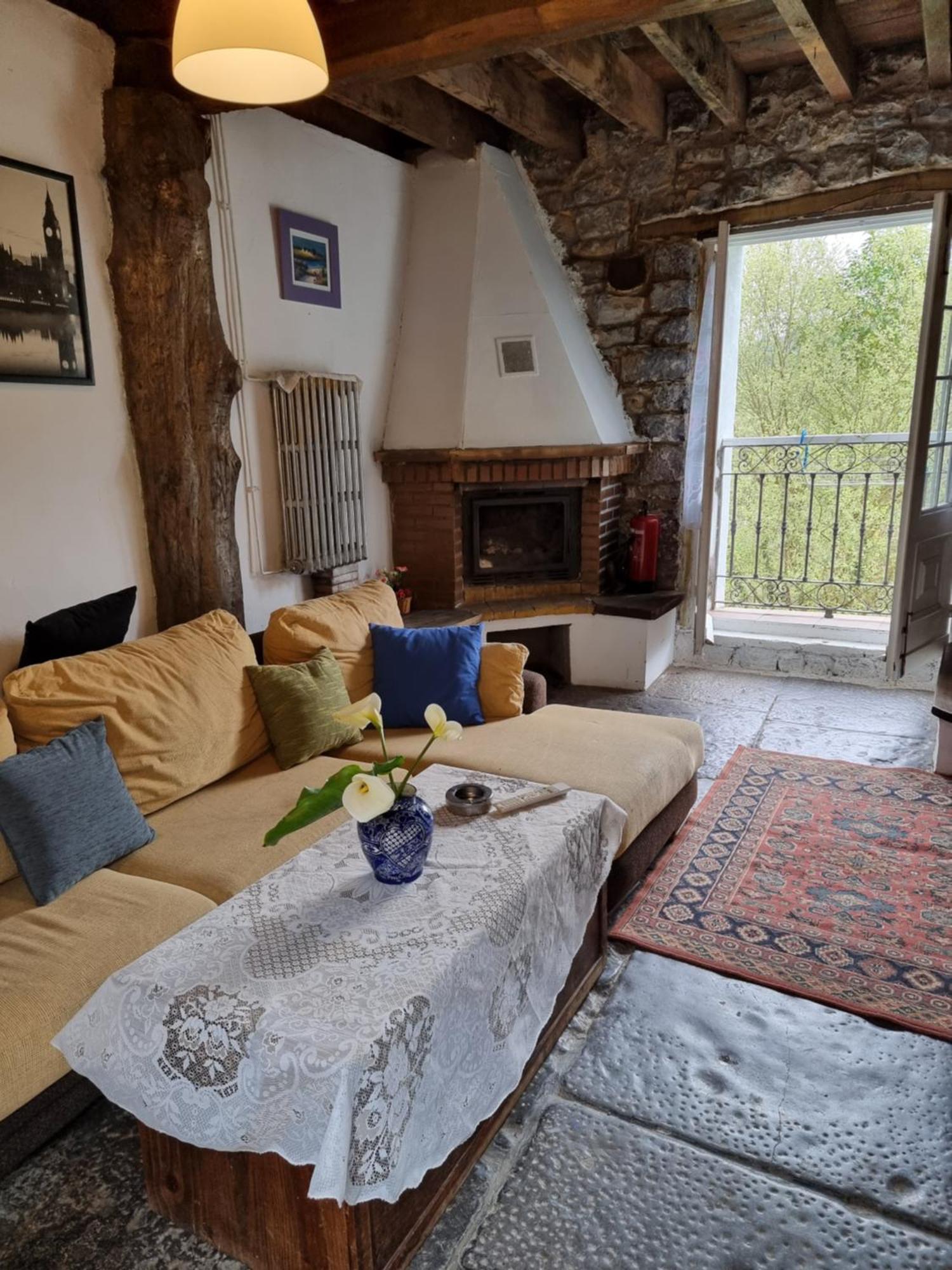 Casona Junto Al Narcea