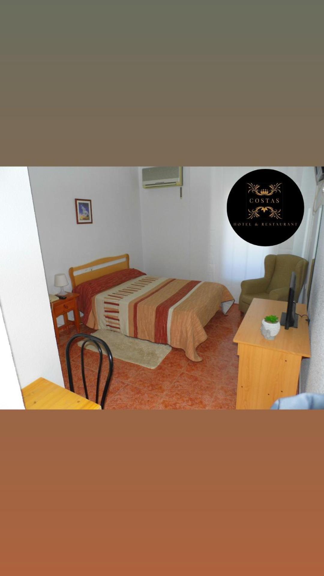 Costas Hotel