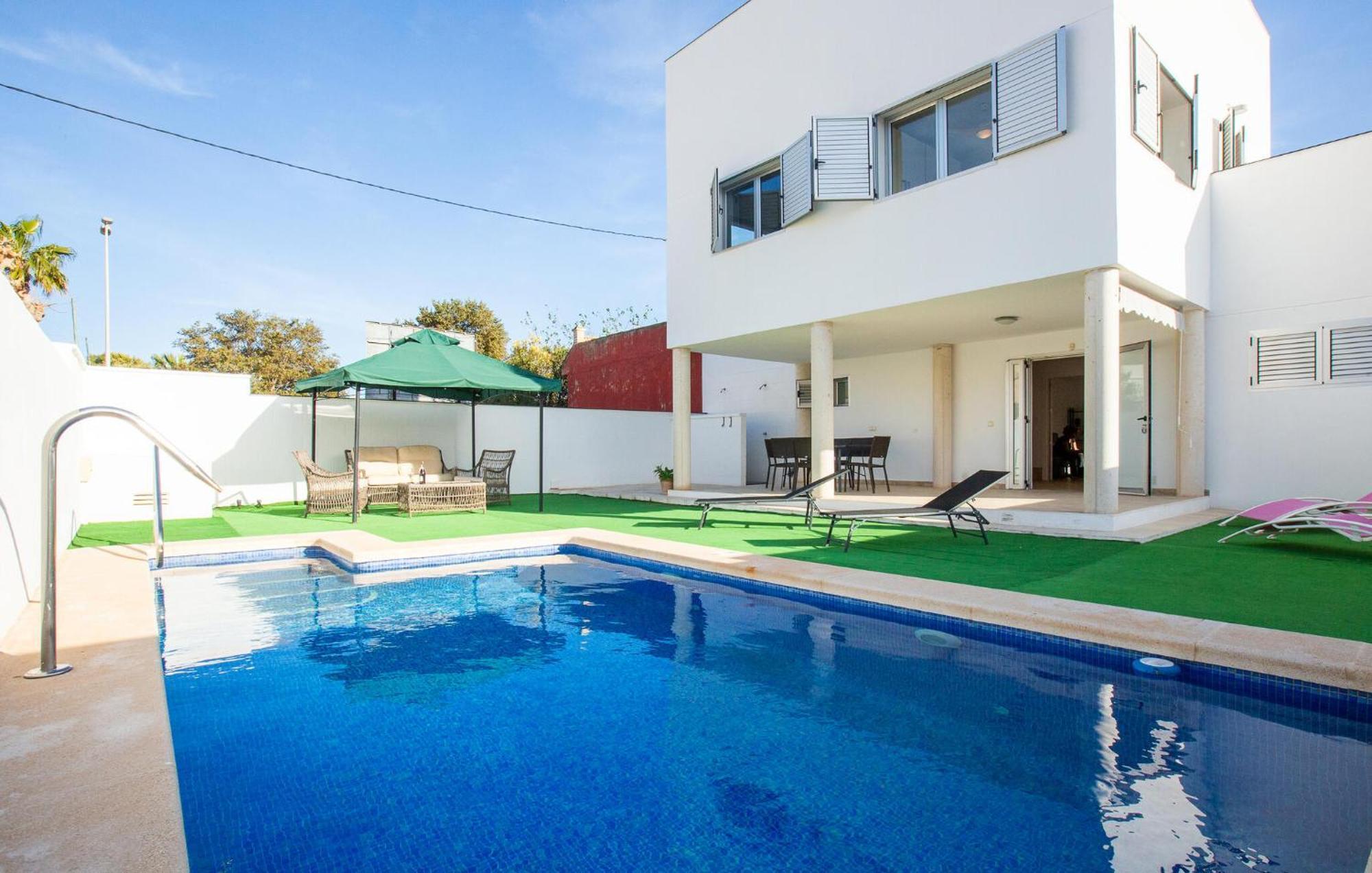 In El Mojon With Outdoor Swimming Pool *
