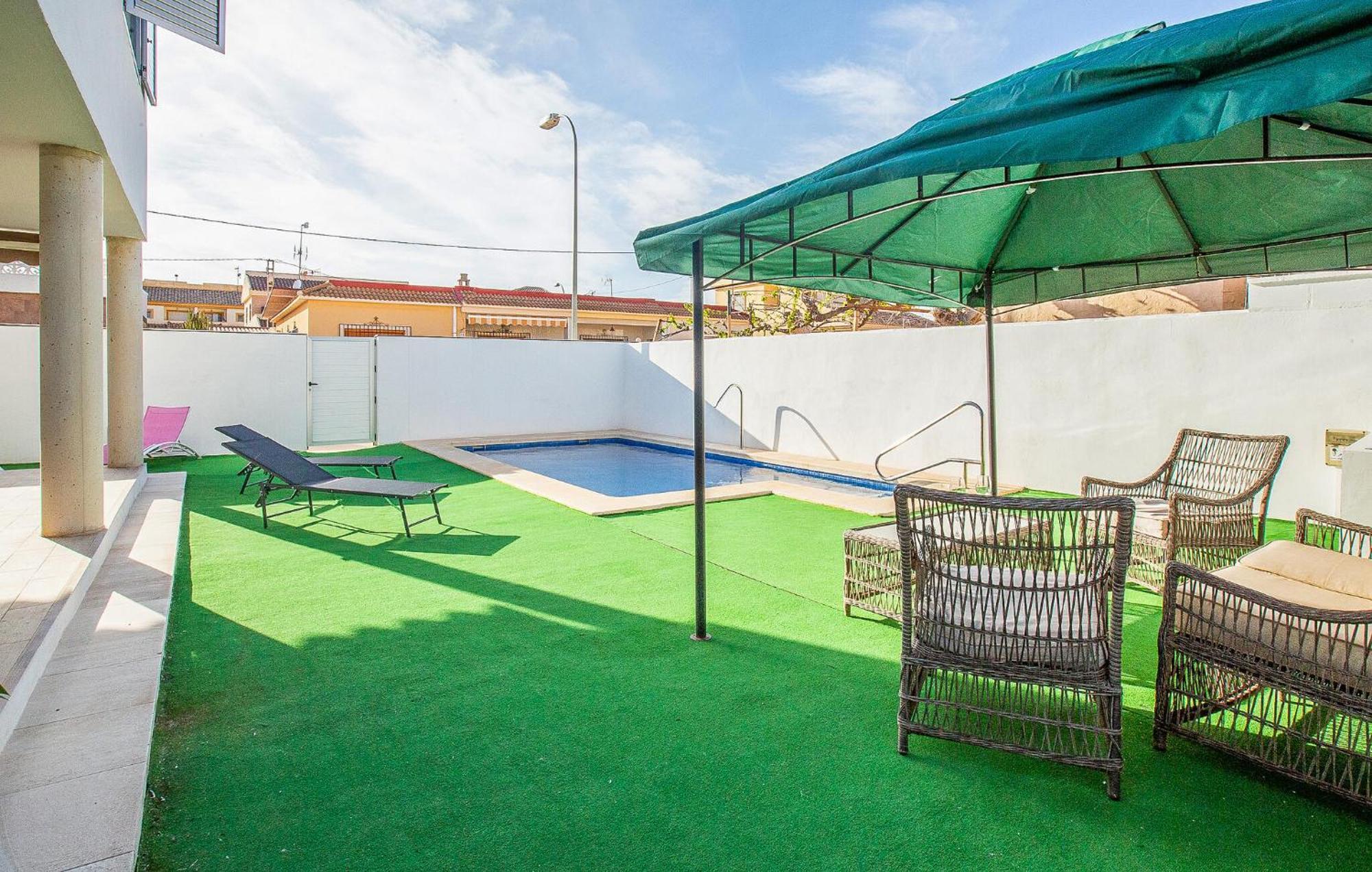 In El Mojon With Outdoor Swimming Pool *