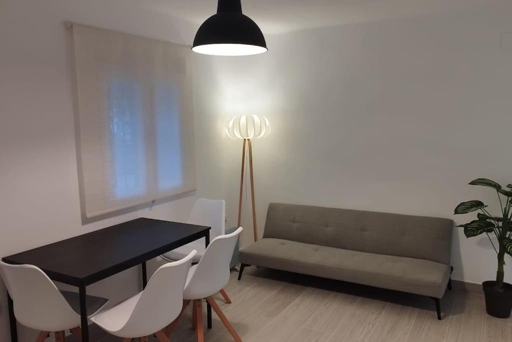 Apartamento Moderno A 1km De *