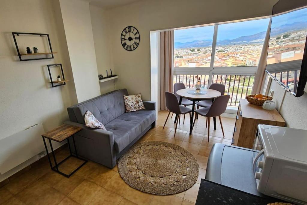 Piso Monika Apartamento *