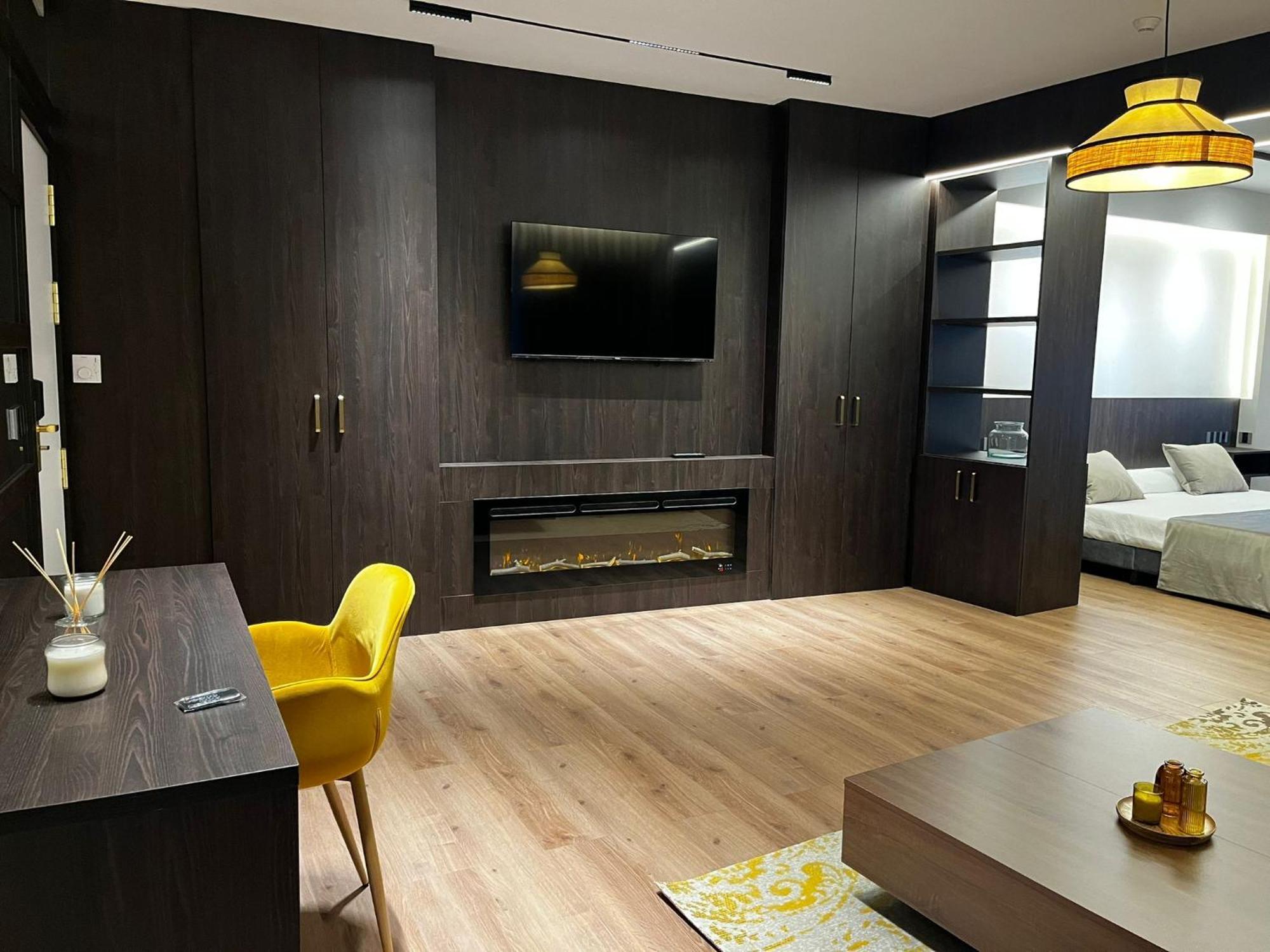 Reyes Ziries Hotel 3*