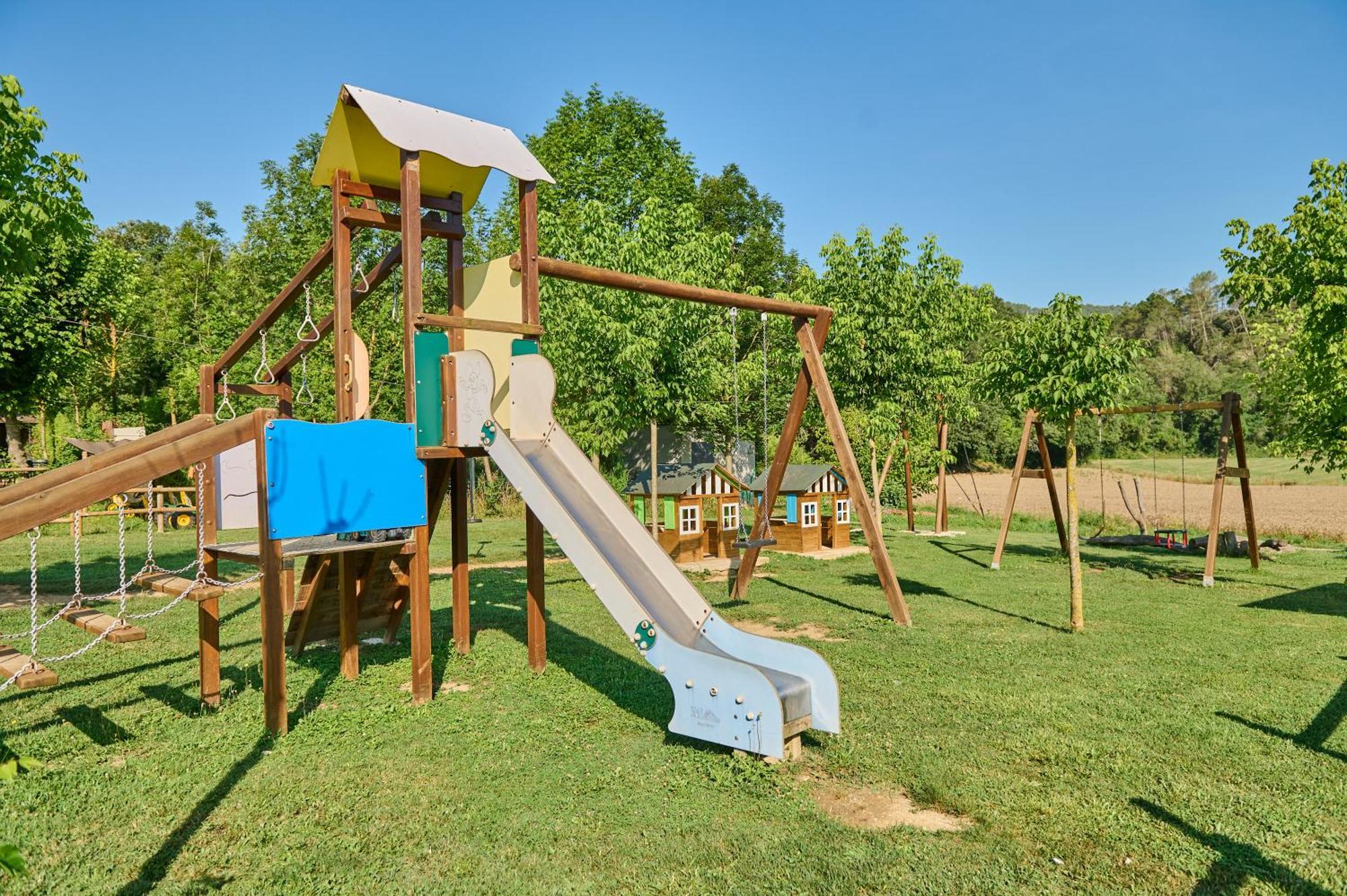 Camping-bungalow La Vall De Campmajor Campsite