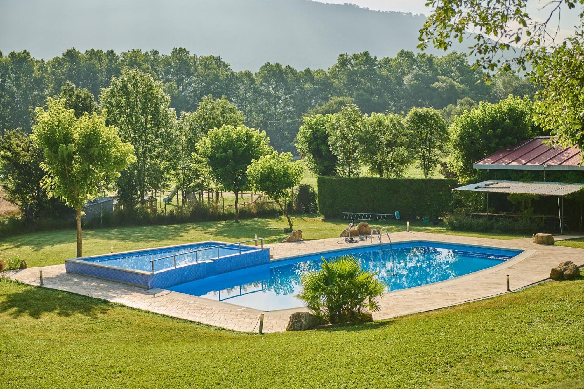 Camping-bungalow La Vall De Campmajor Campsite *