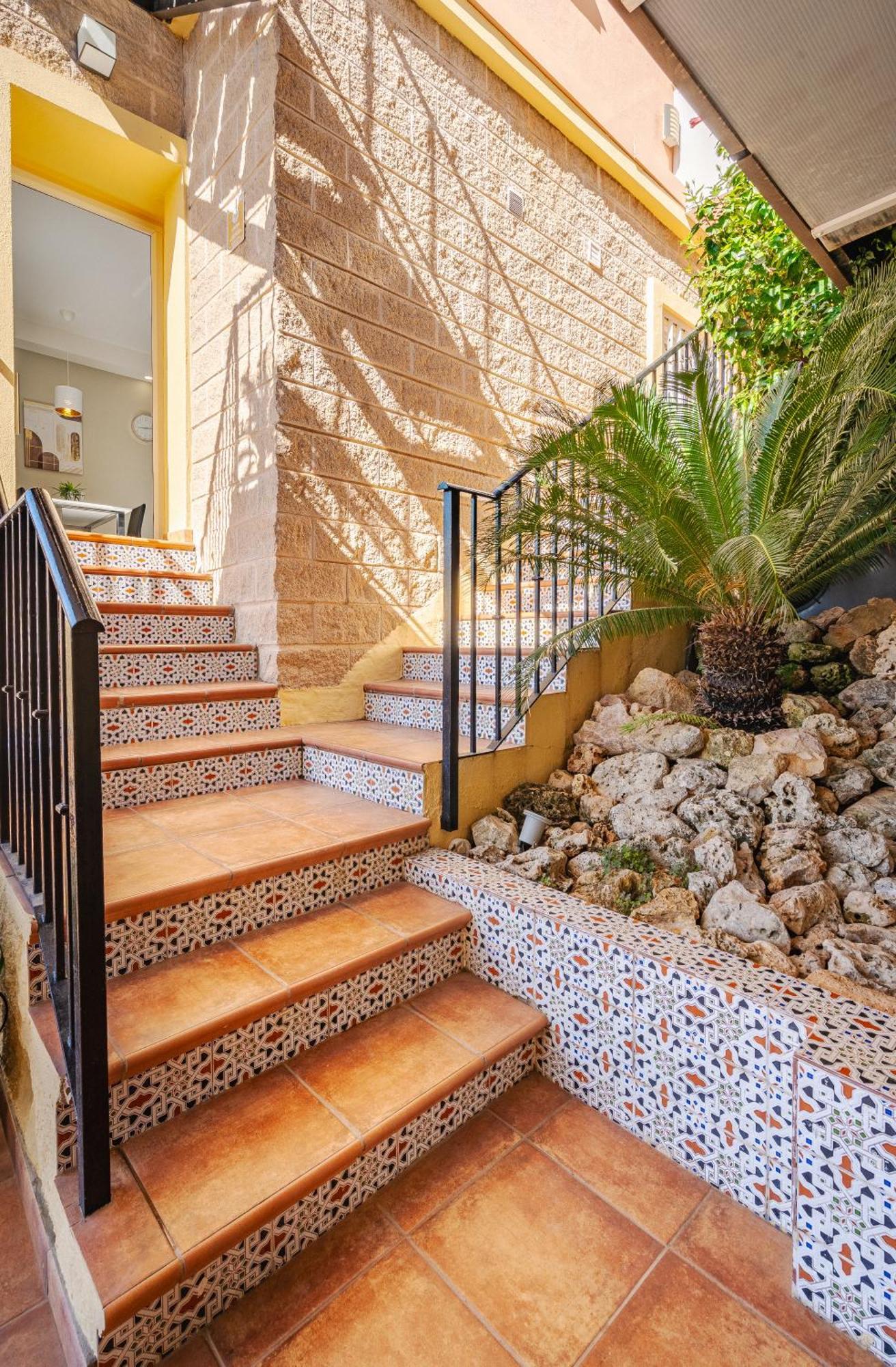 Villa Private Luxurious Hillside Villa With Pool & Sea Views For 8 To 10 Ppl