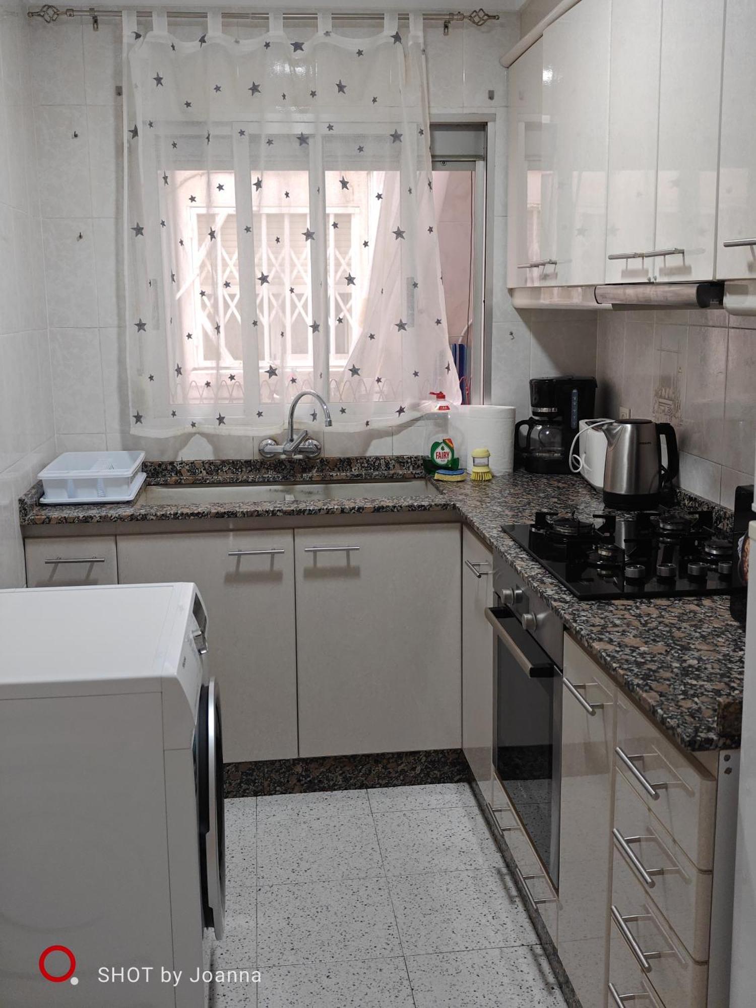 Golden Ambient Apartment *