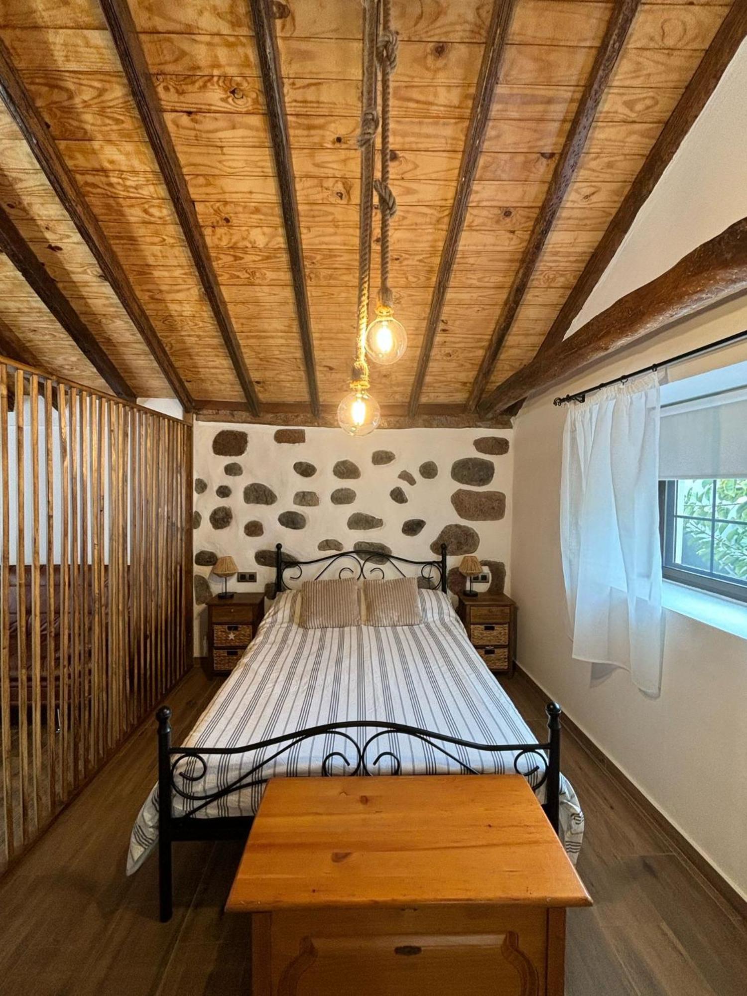 House From 1900 Carefully Restored Сasa de vacaciones