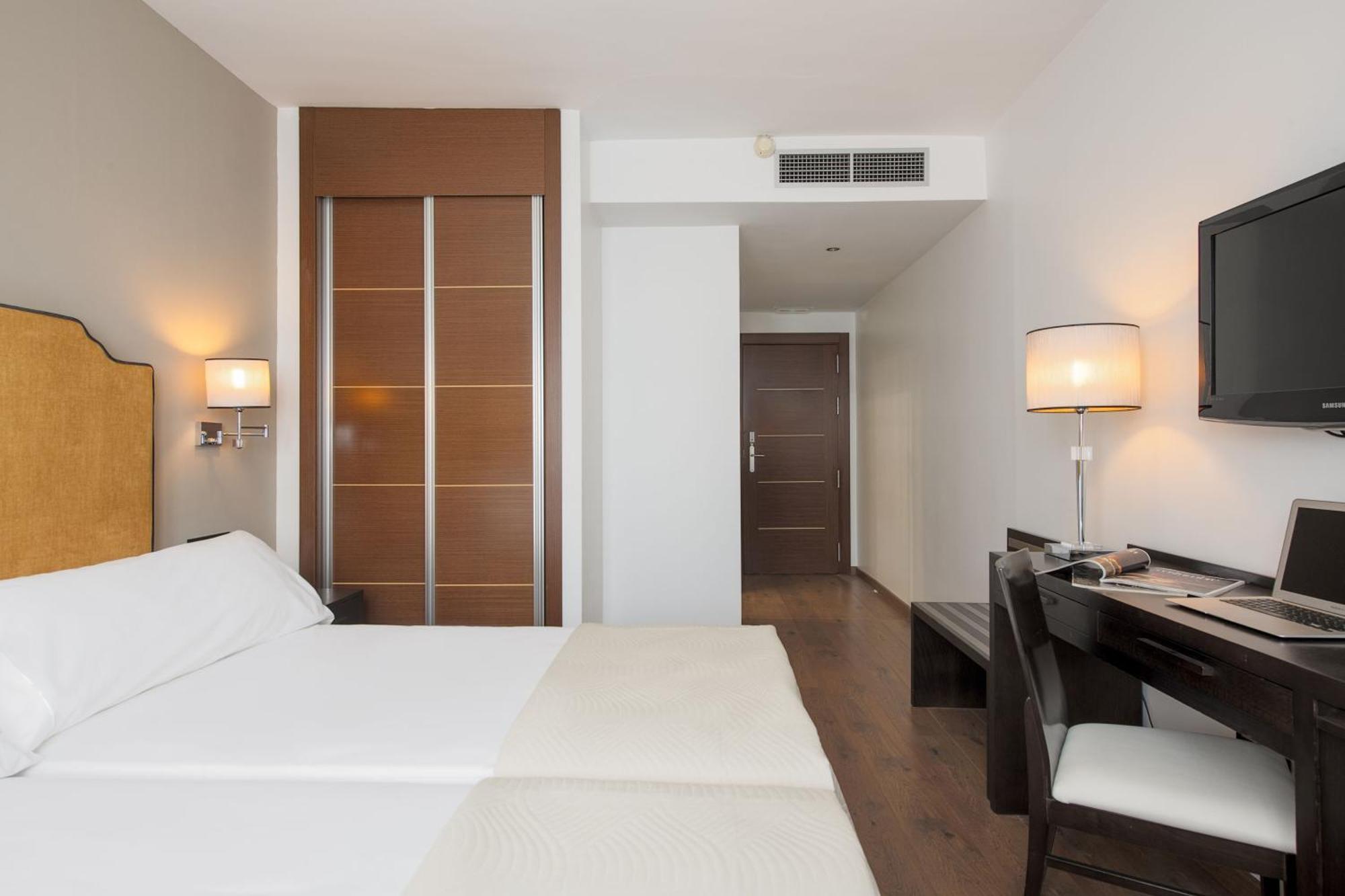 Infanta Leonor 4* Ecija