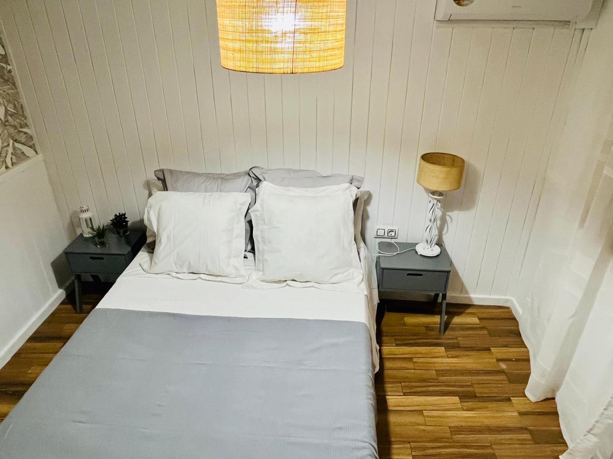 Torres De La Catedral Apartment