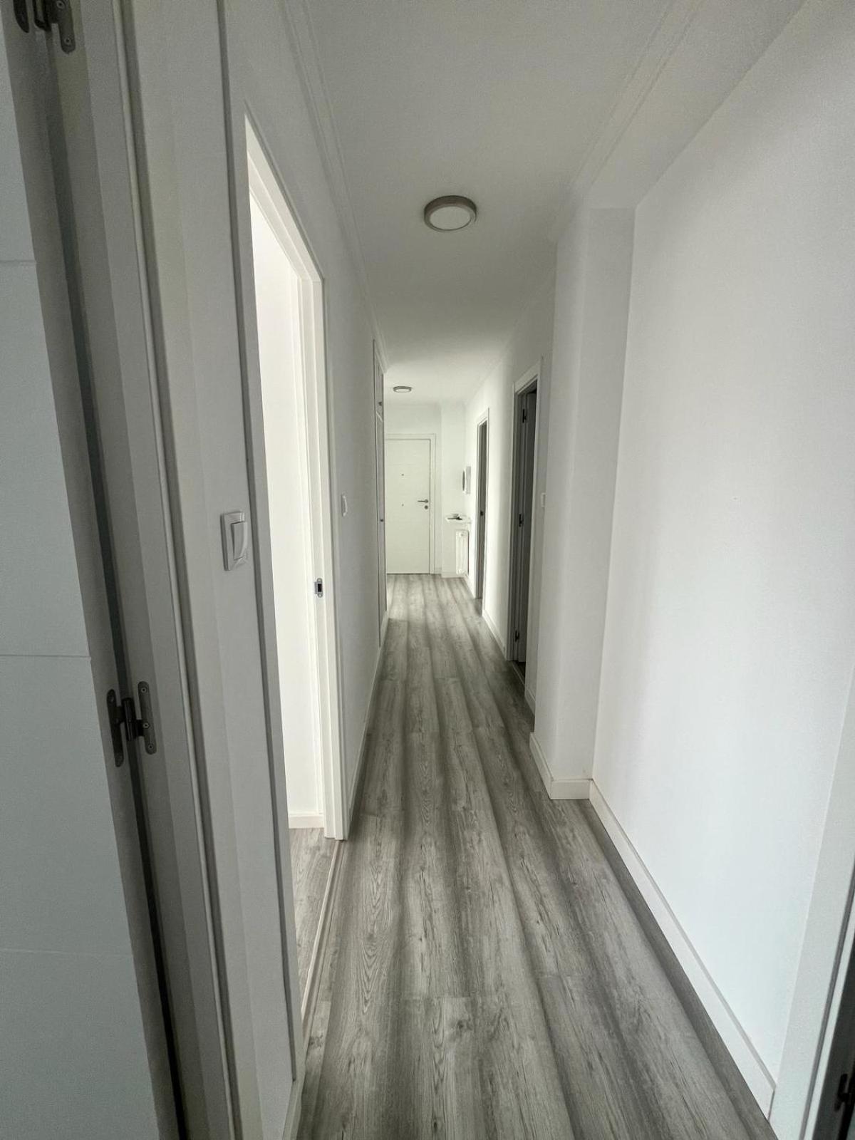 H&h Azucena, Parking Gratis Apartment