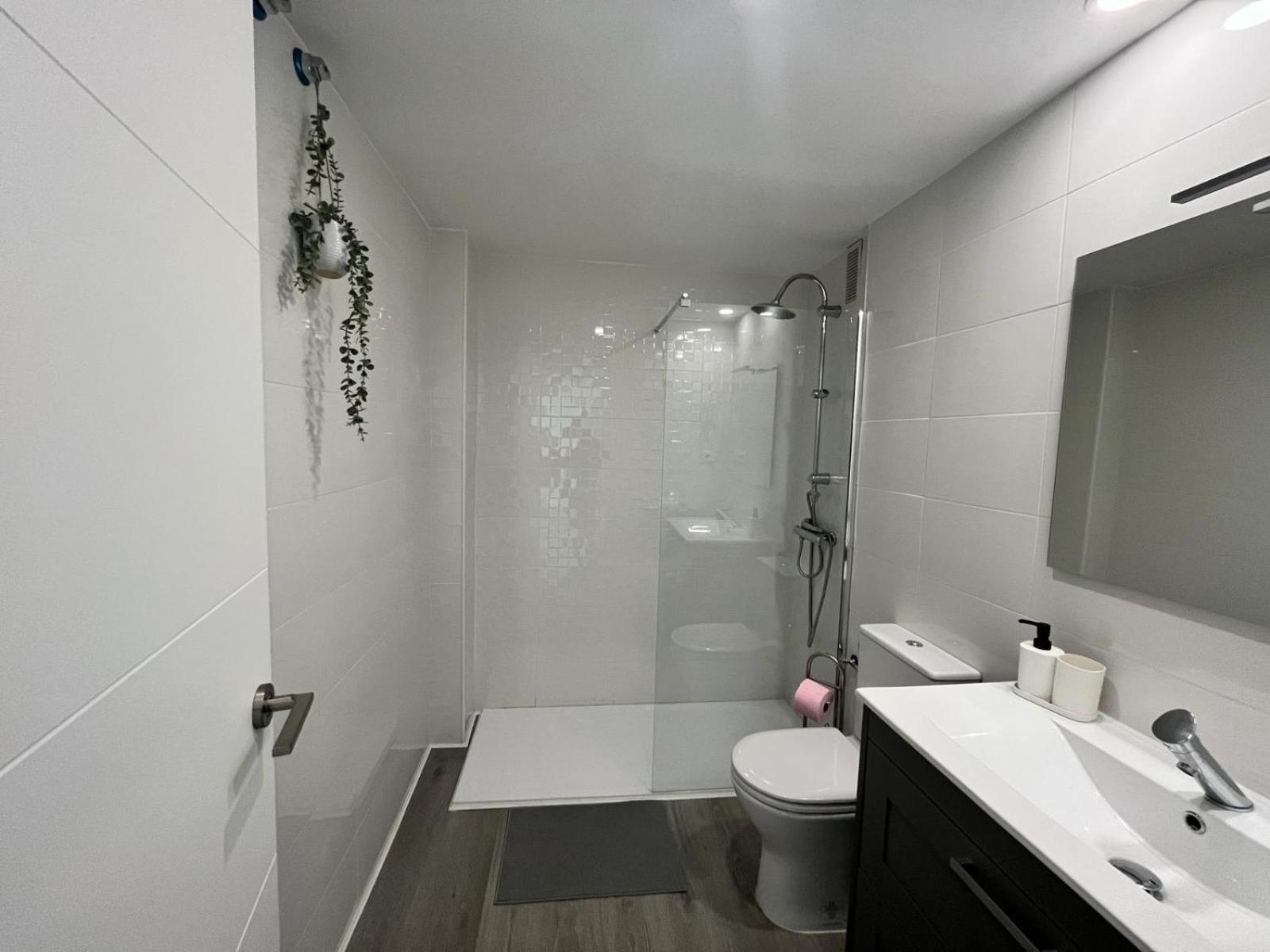 Apartment H&h Azucena, Parking Gratis