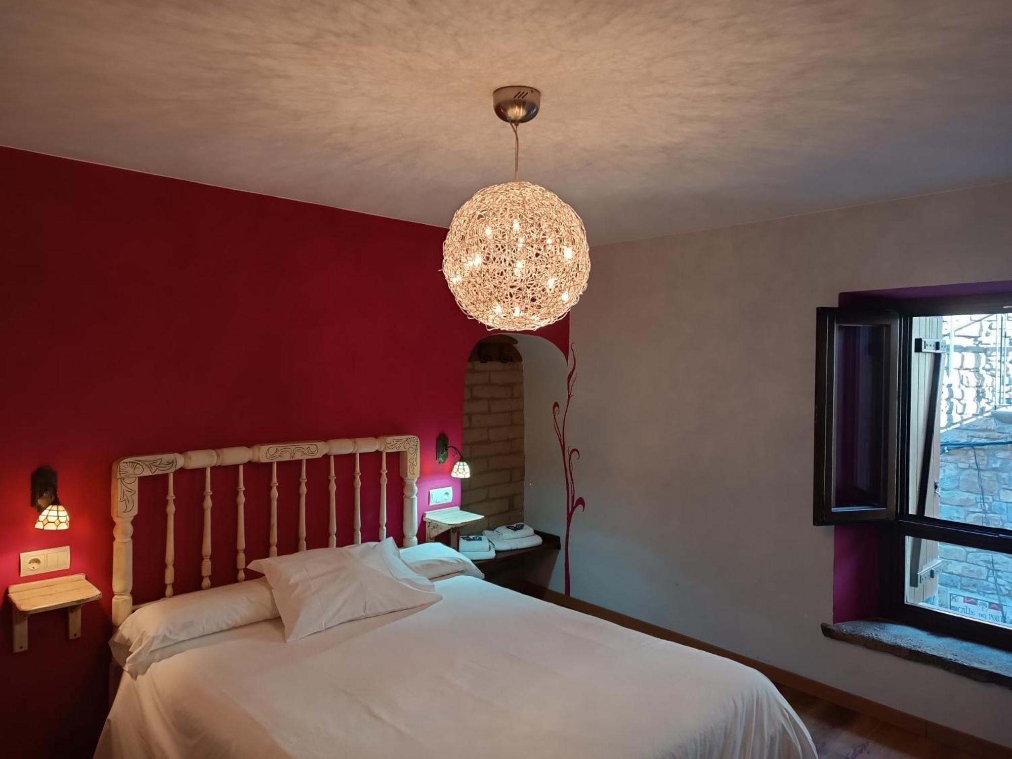 Mora De Nuei Hostel *