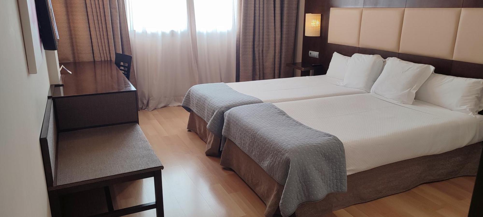 Hotel Sercotel Cuatro Postes