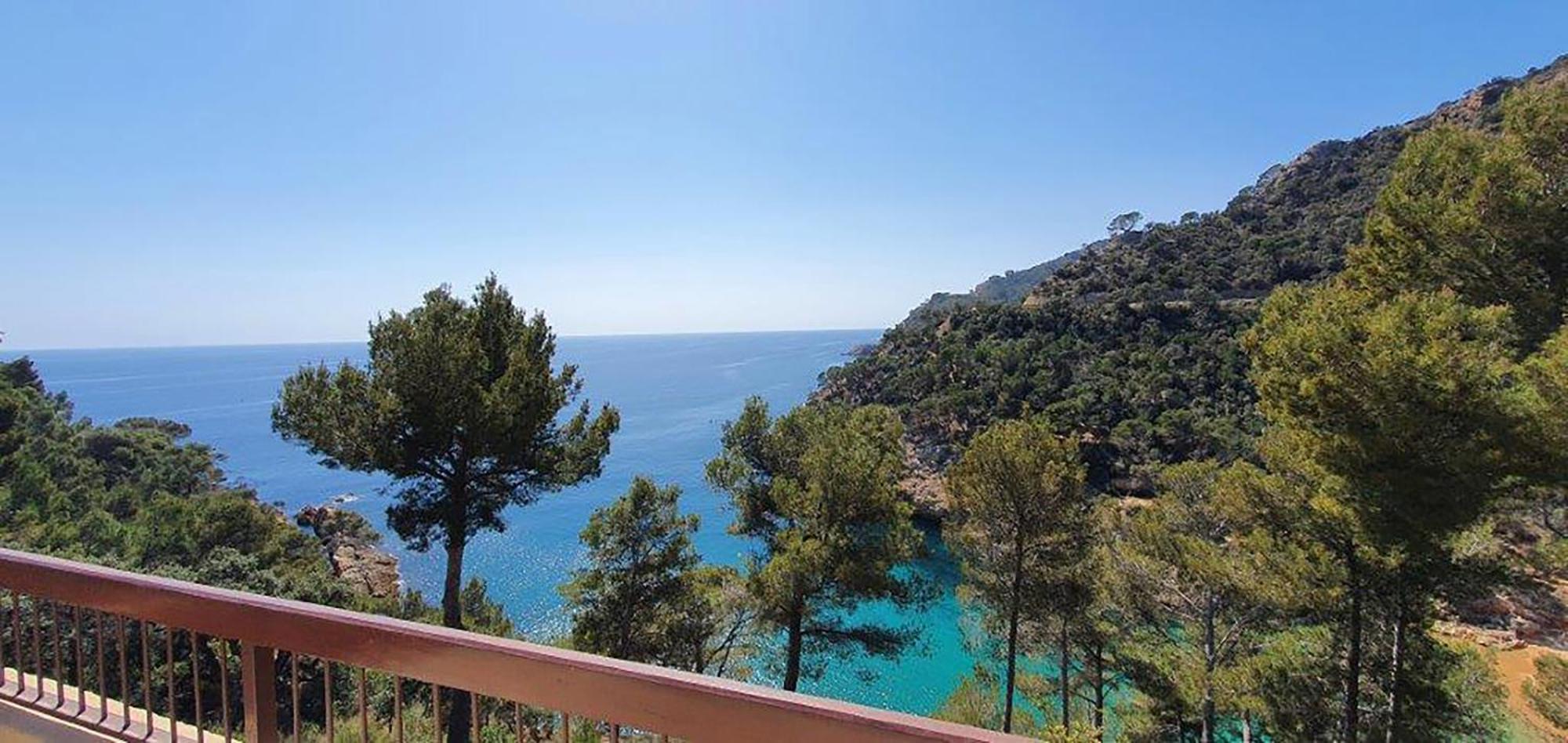 Resort Arenas Giverola 3*