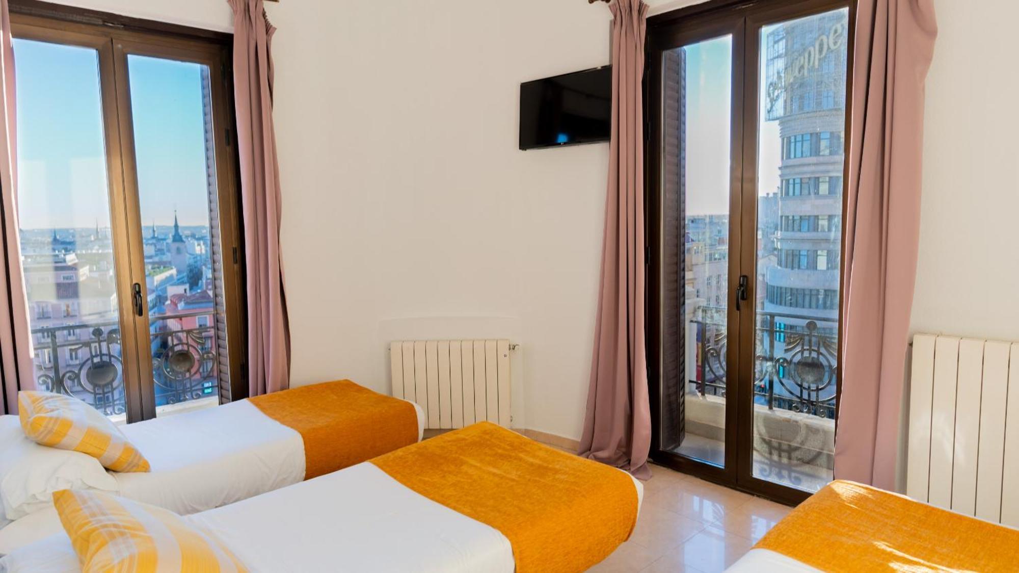 Josefina Hostal Madrid