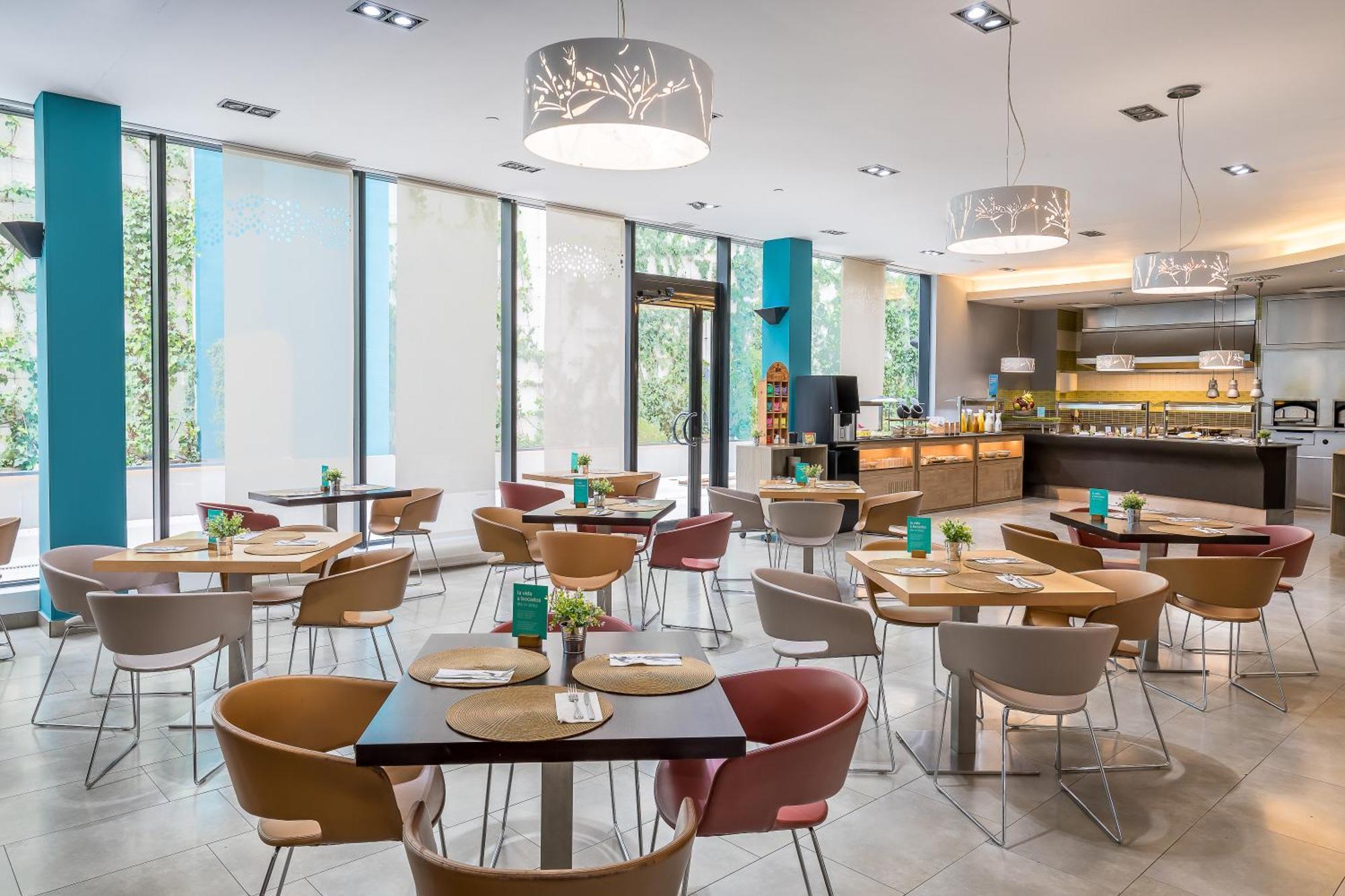 Hotel Occidental Agalia