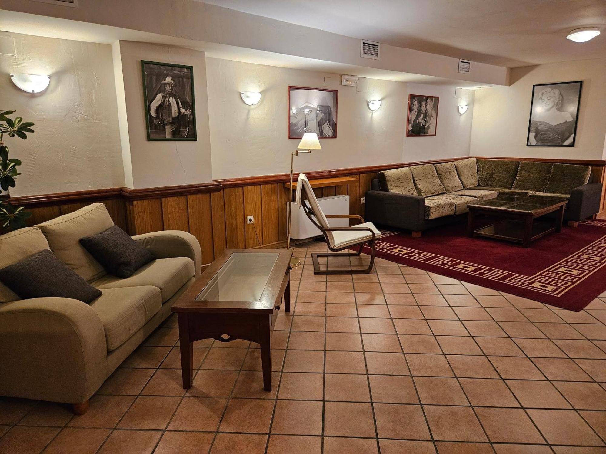 Telecabina Hotel