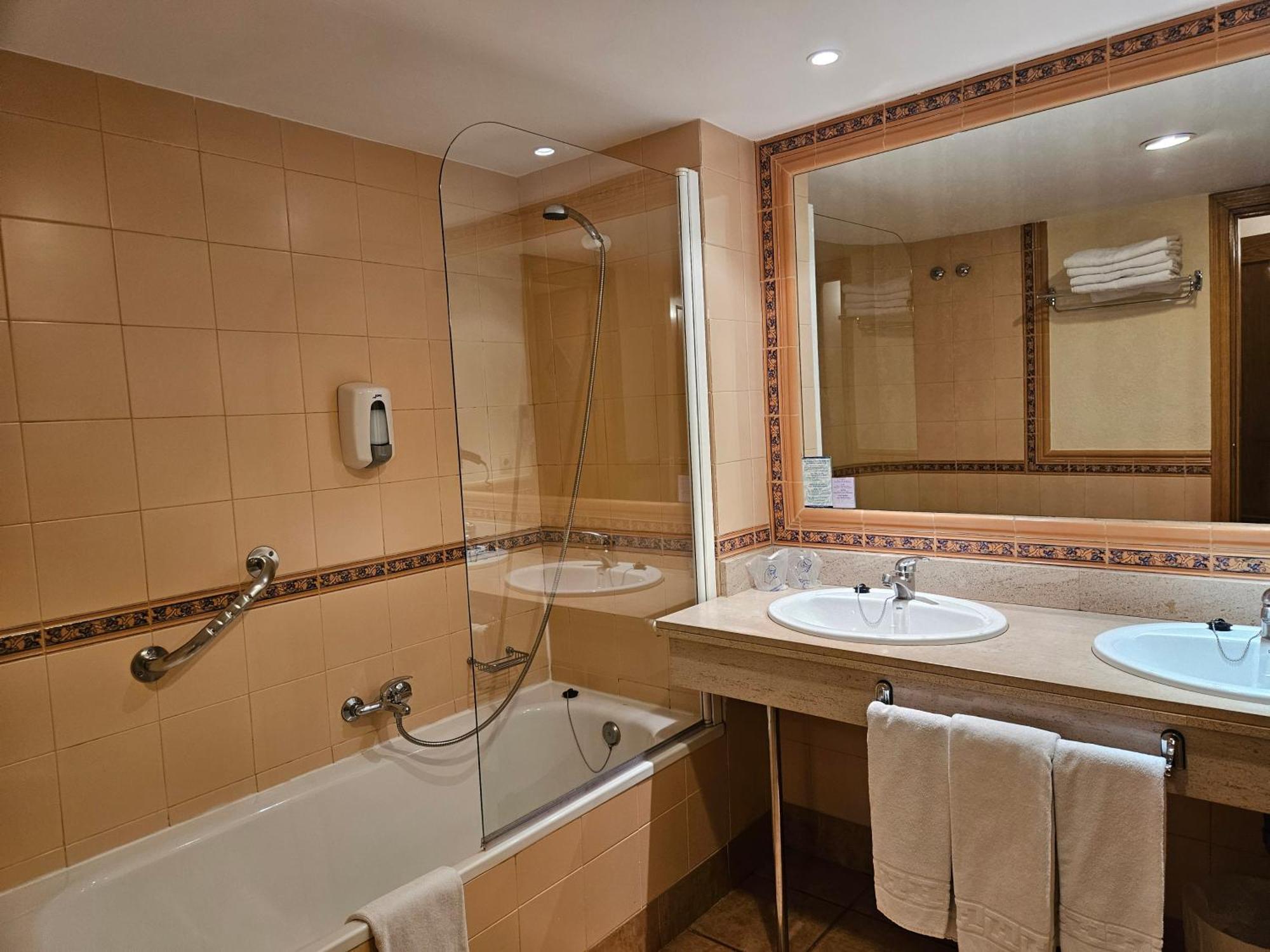 Hotel Telecabina 2*