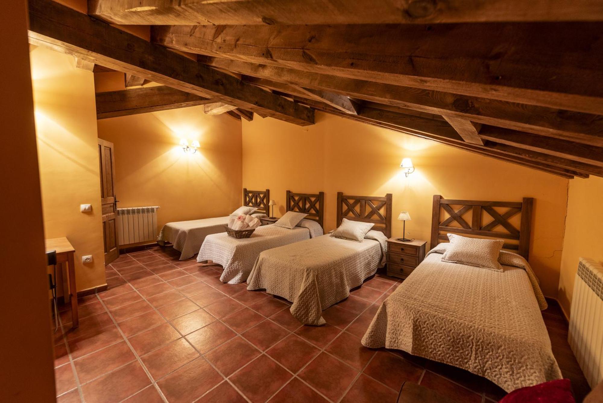 Hacendera Completa Casa rural Maderuelo