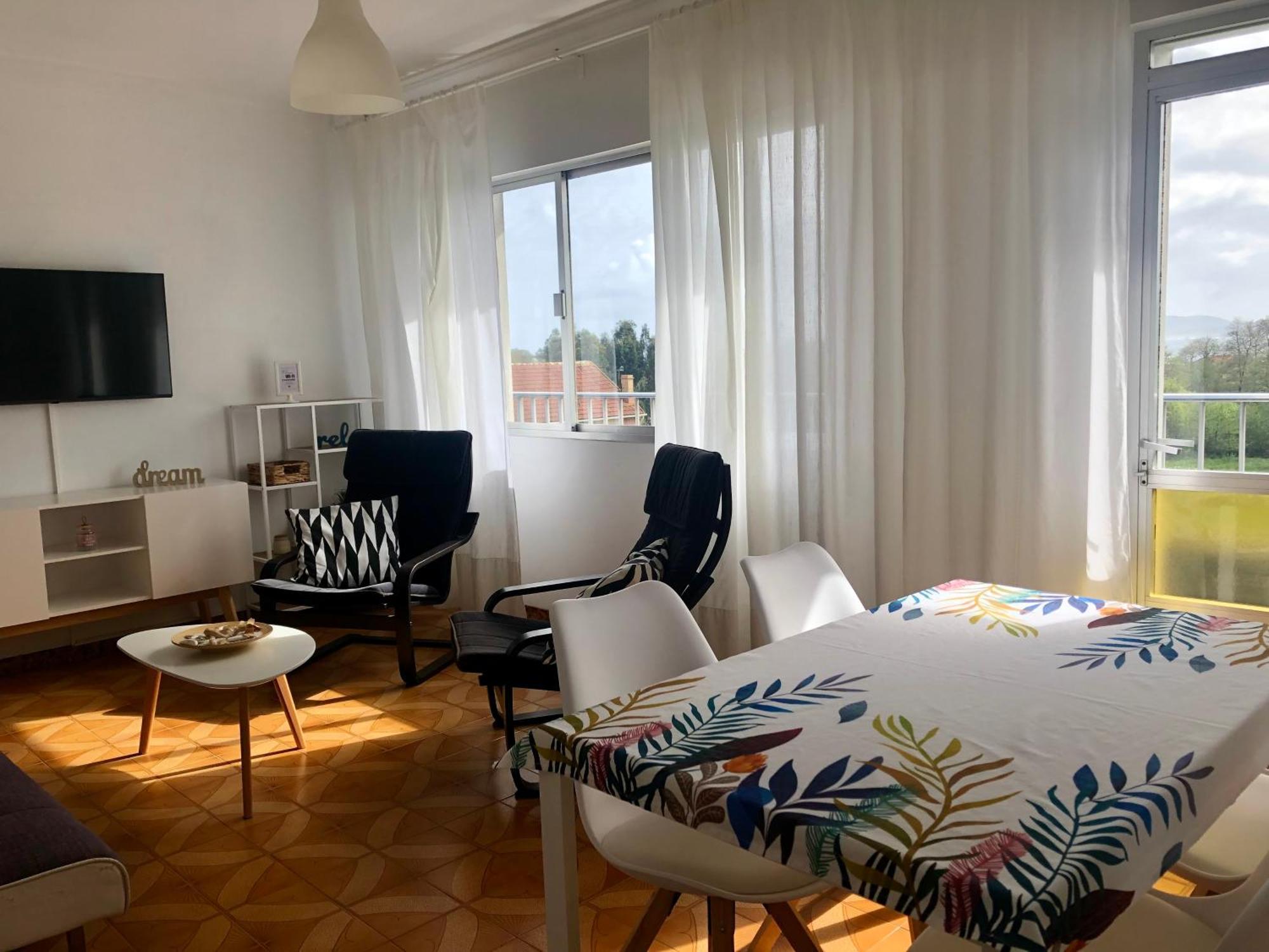Vivienda De Uso Turístico *