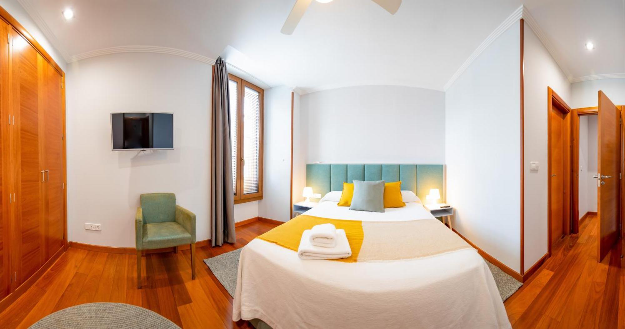 Apartahotel Zoila 3*