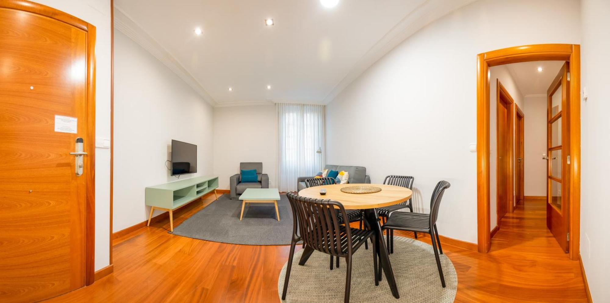 Zoila Apartahotel 3*
